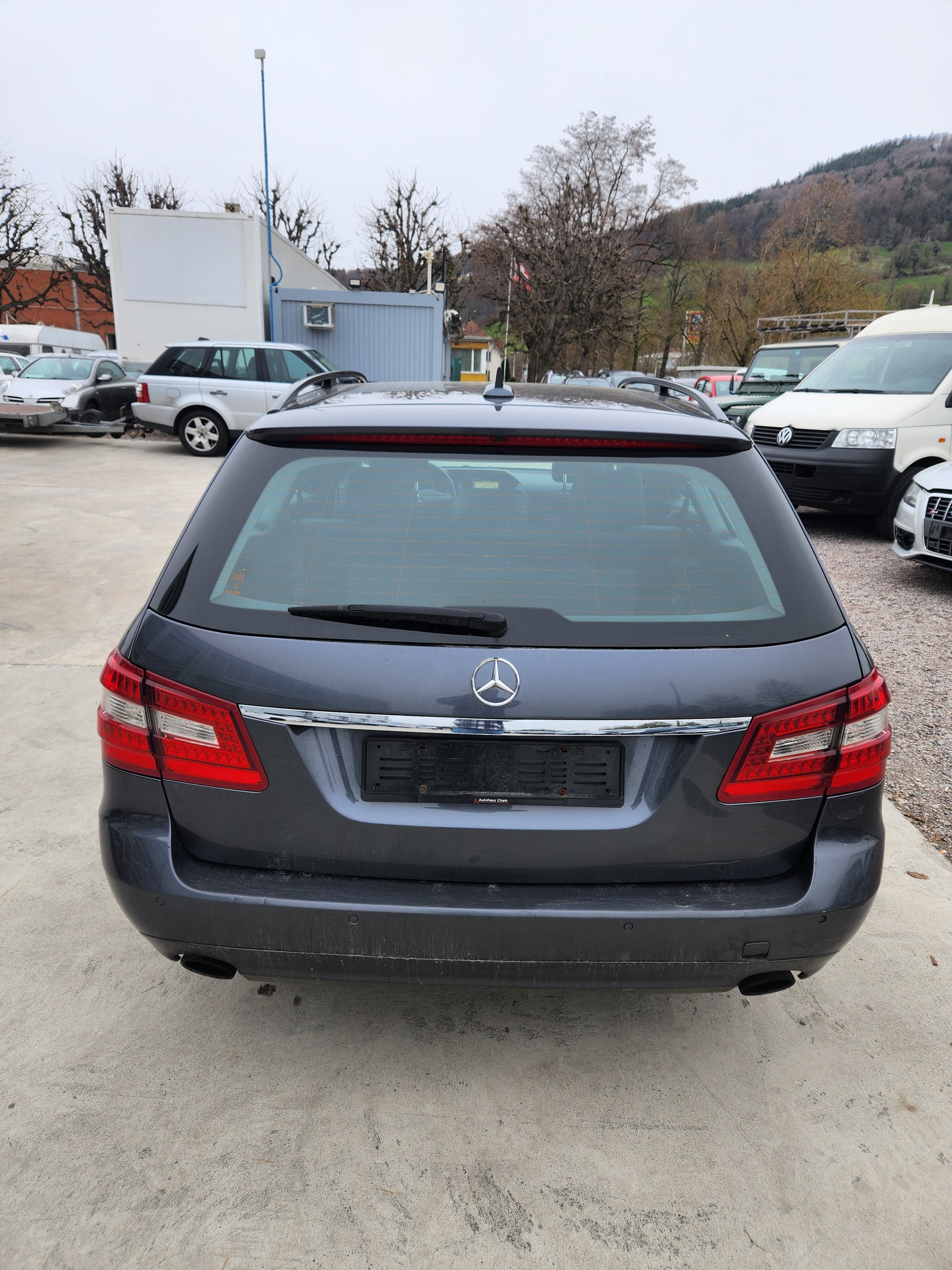 MERCEDES-BENZ E 350 CDI BlueEfficiency 4Matic 7G-Tronic-image-3