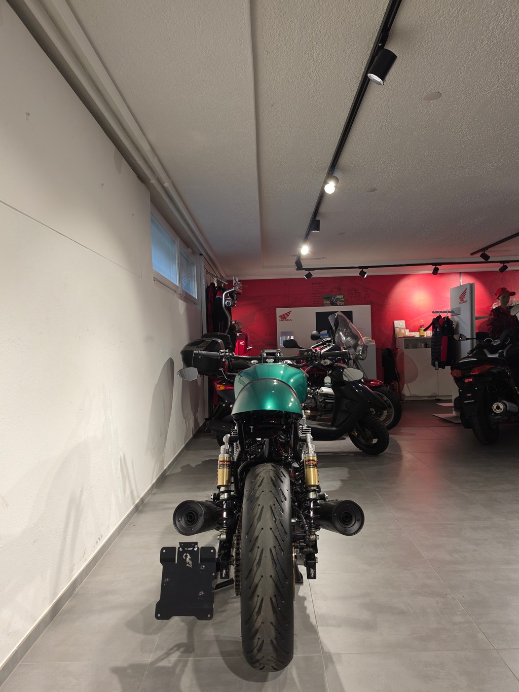 HONDA CB 750 F2 Seven Fifty-image-2
