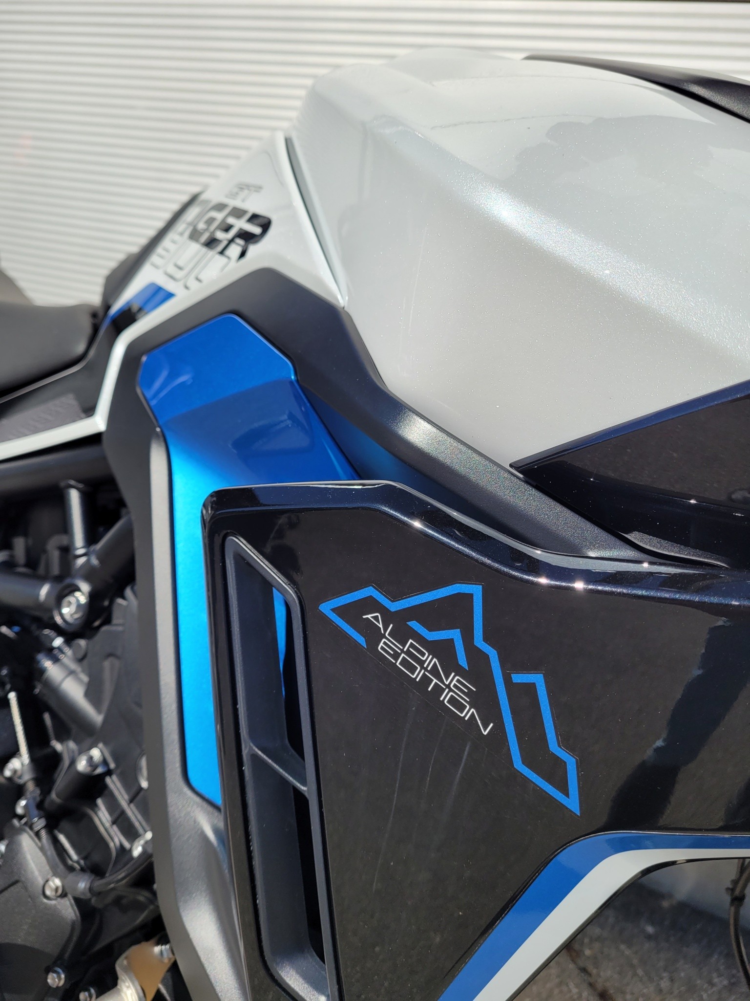 TRIUMPH 900 Alpine Edition-image-5