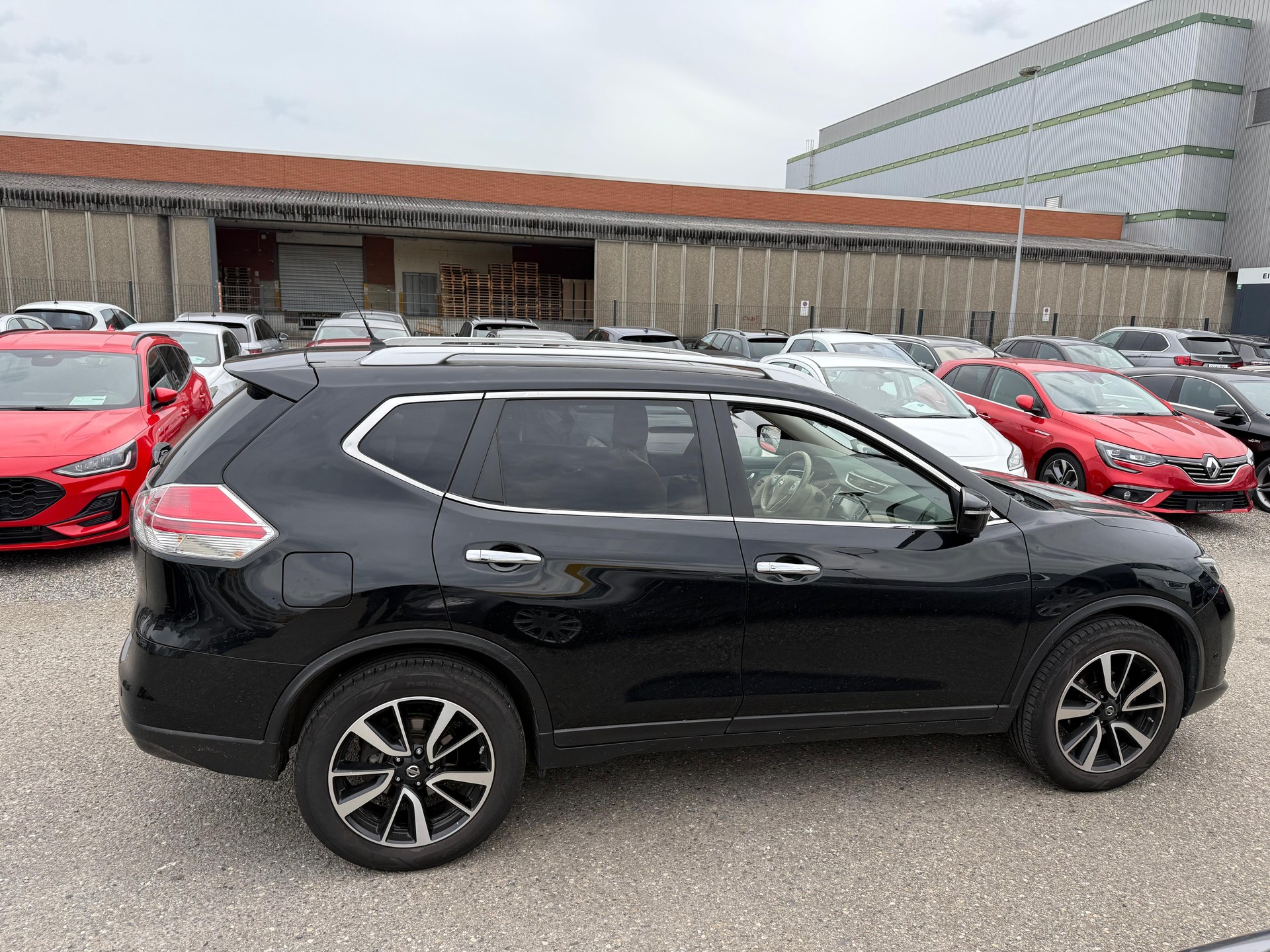 NISSAN X-Trail 1.6 dCi Tekna-image-4