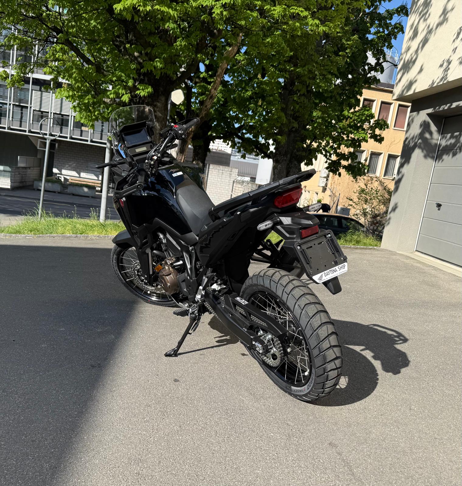 HONDA CRF 1100 DCT Africa Twin-image-4