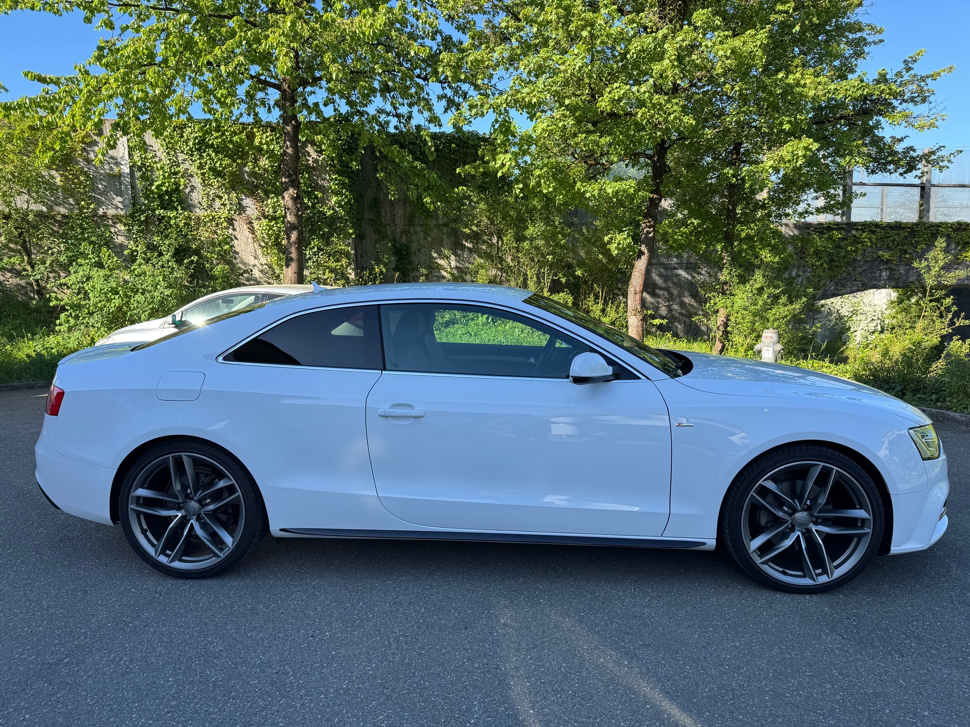 AUDI A5 Coupé 2.0 TFSI quattro S-tronic-image-15