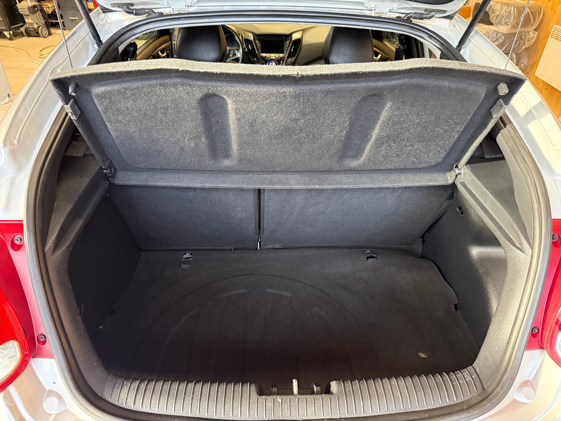 HYUNDAI Veloster 1.6 Turbo GDI Automatic-image-13