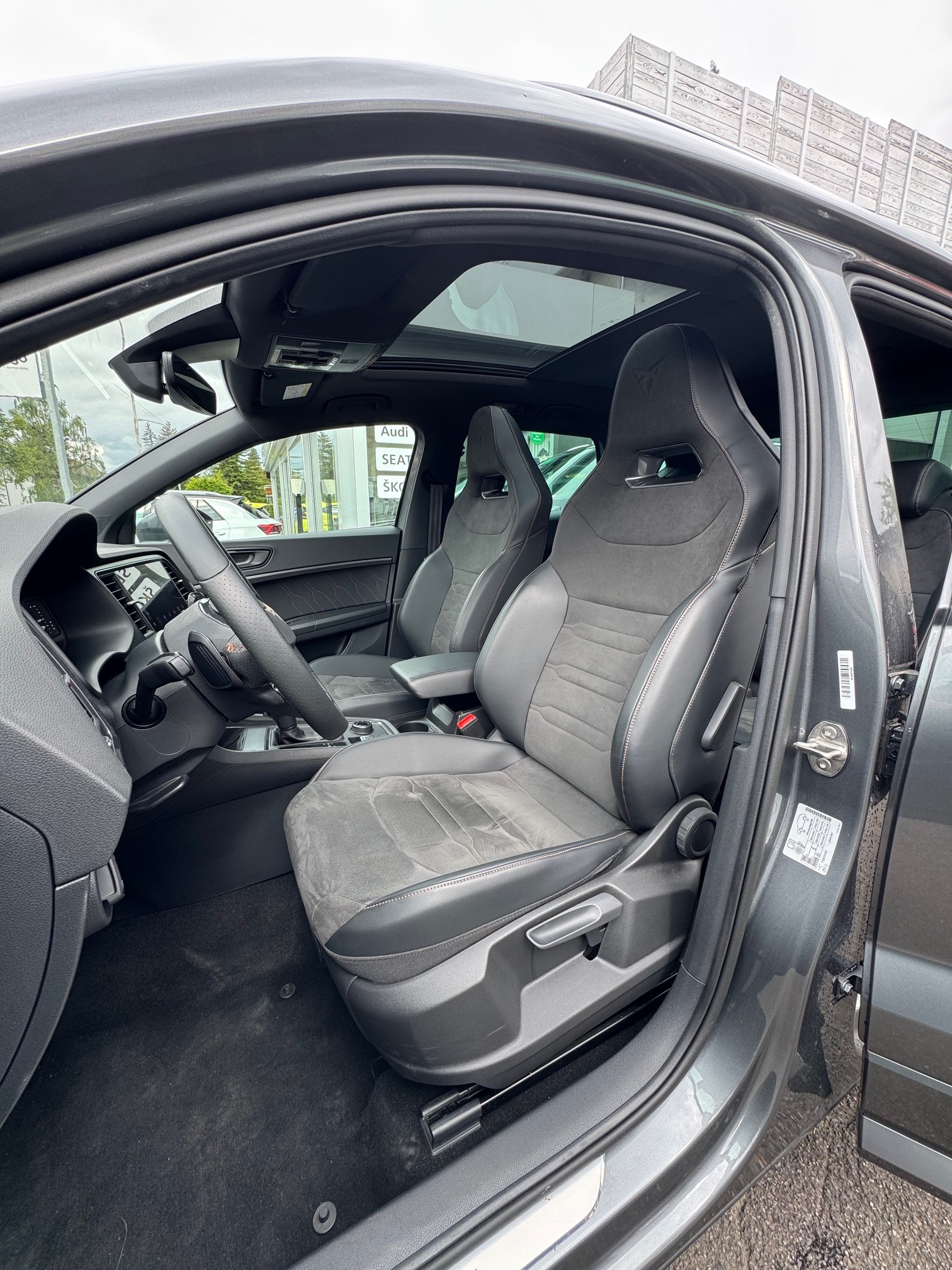CUPRA Ateca 2.0TSI VZ 4Drive DSG-image-11
