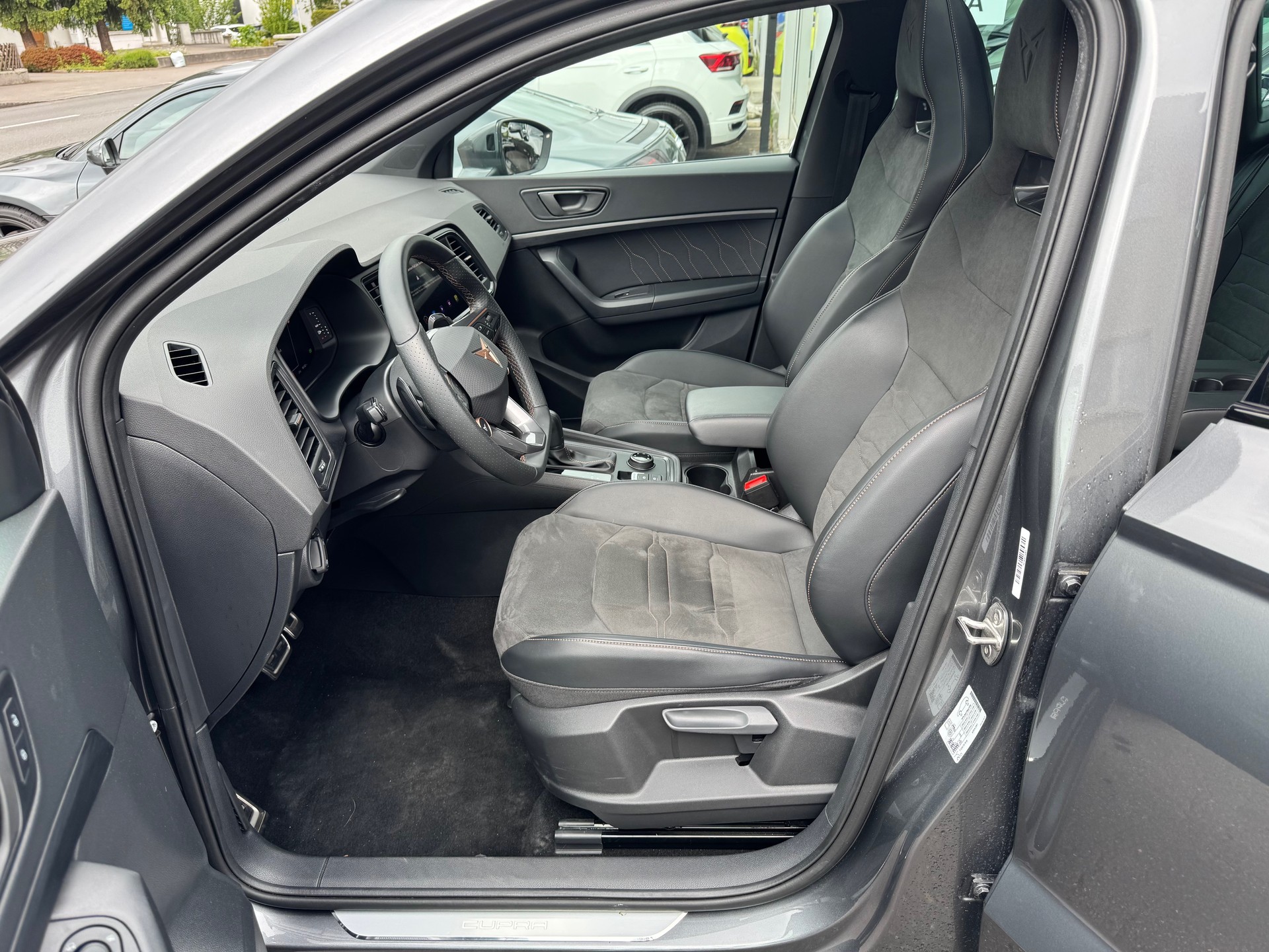 CUPRA Ateca 2.0TSI VZ 4Drive DSG-image-10