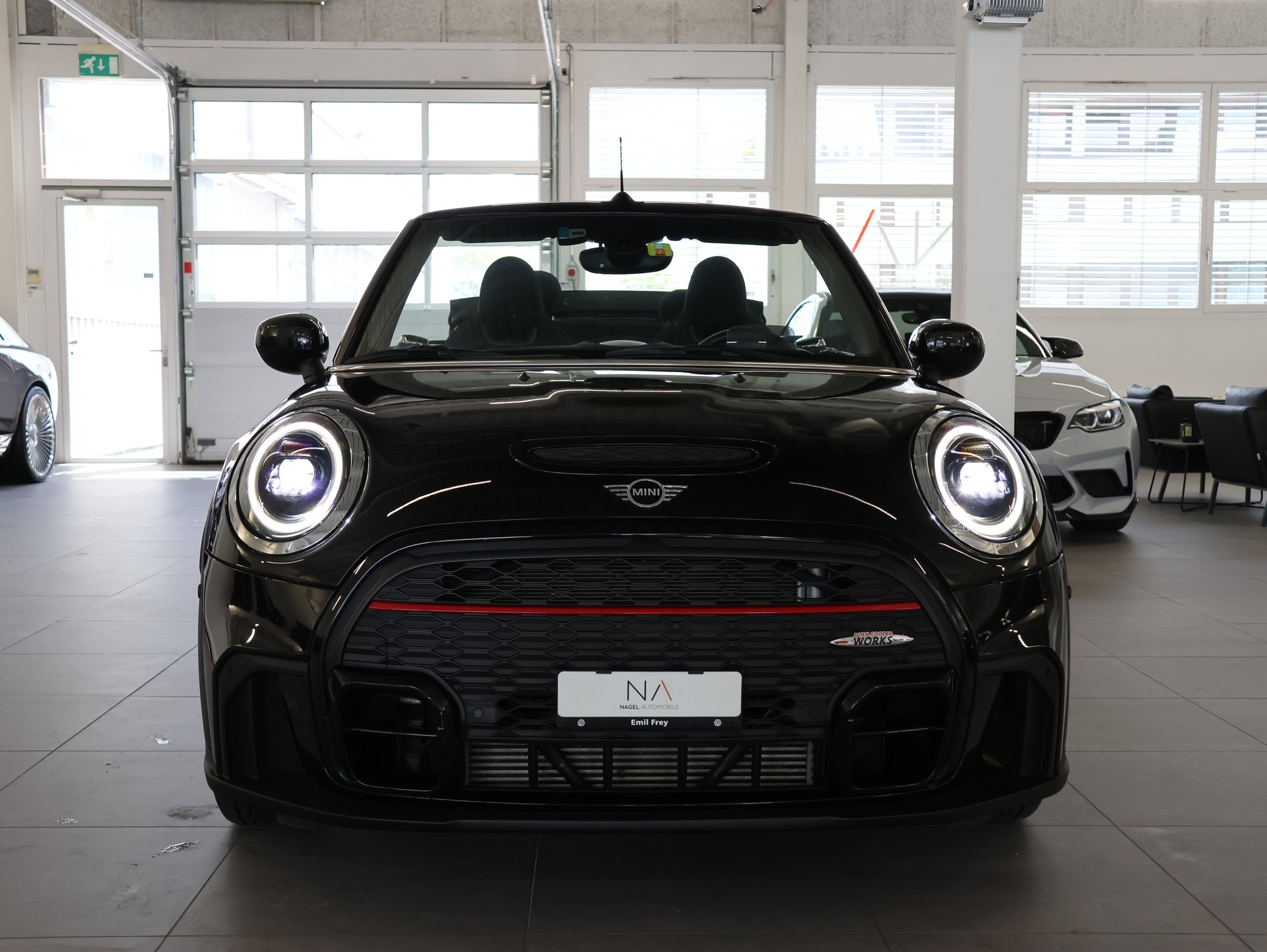 MINI Cooper John Cooper Works Cabriolet Steptronic *Sportabgassanlage* *CarPlay* *Rückfahrkamera*-showroom-element-3