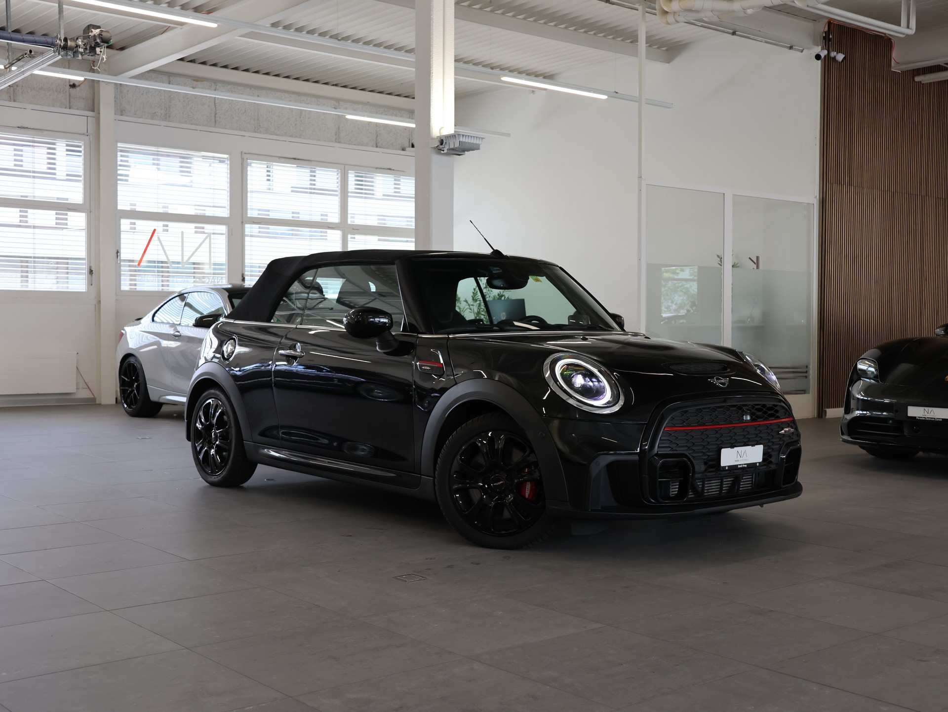 MINI Cooper John Cooper Works Cabriolet Steptronic *Sportabgassanlage* *CarPlay* *Rückfahrkamera*