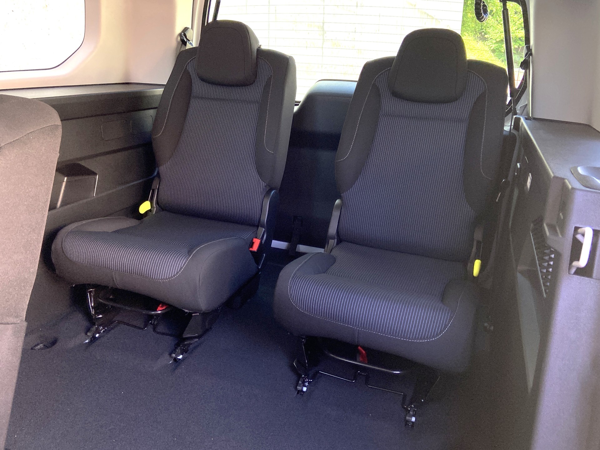 FIAT Doblo - Qubo L 1.5 Diesel Automat 7-Plätze-image-9