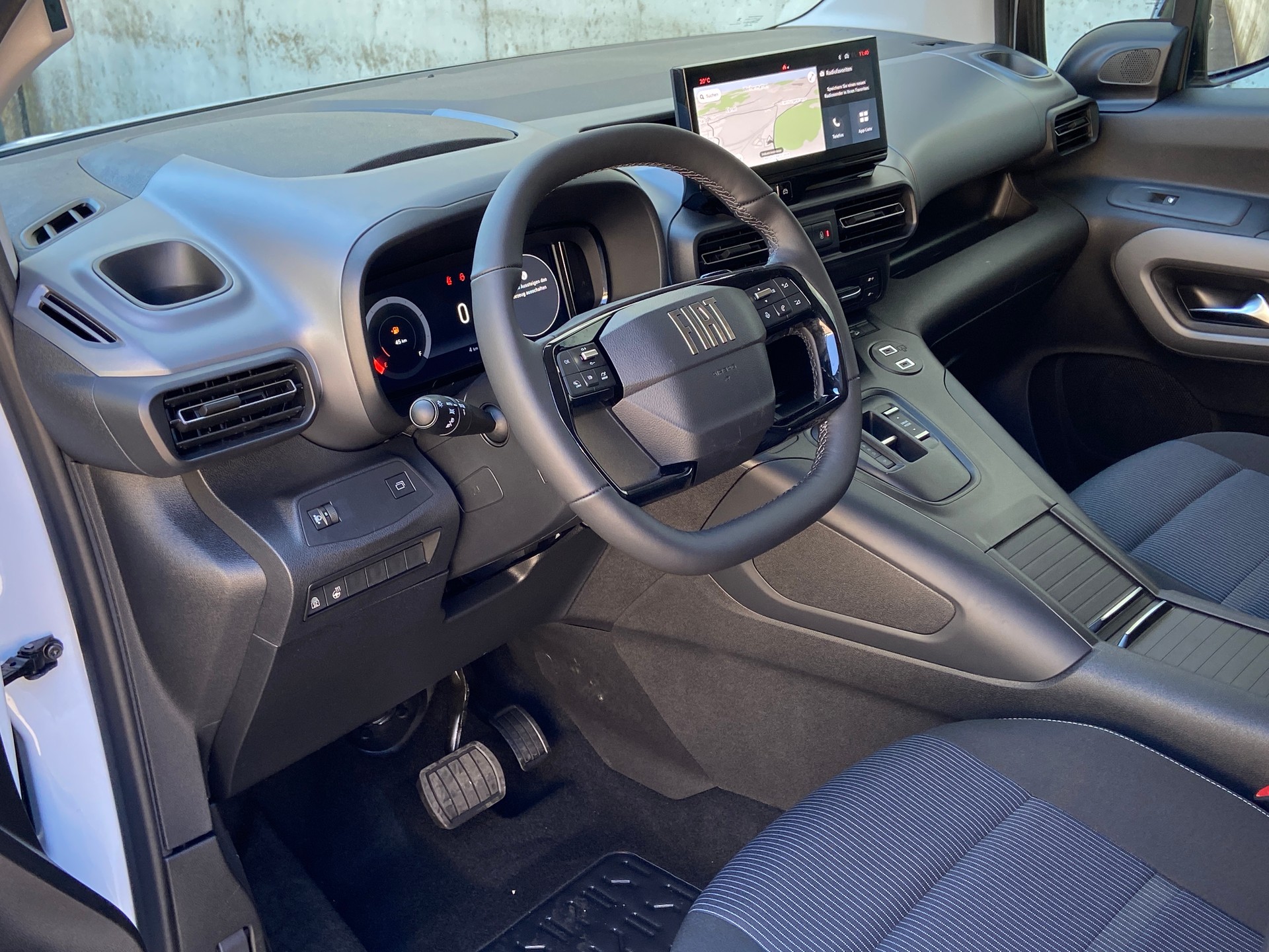 FIAT Doblo - Qubo L 1.5 Diesel Automat 7-Plätze-image-5