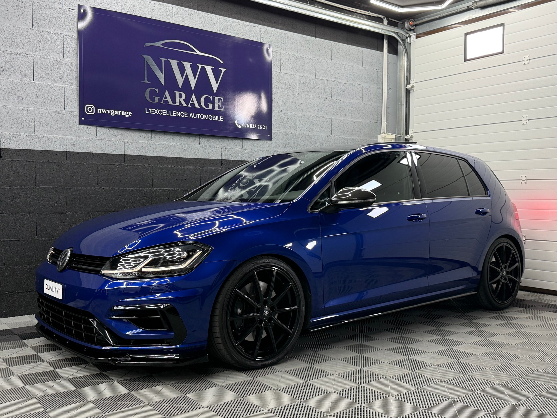 VW Golf 2.0 TSI R 4Motion DSG-image-2