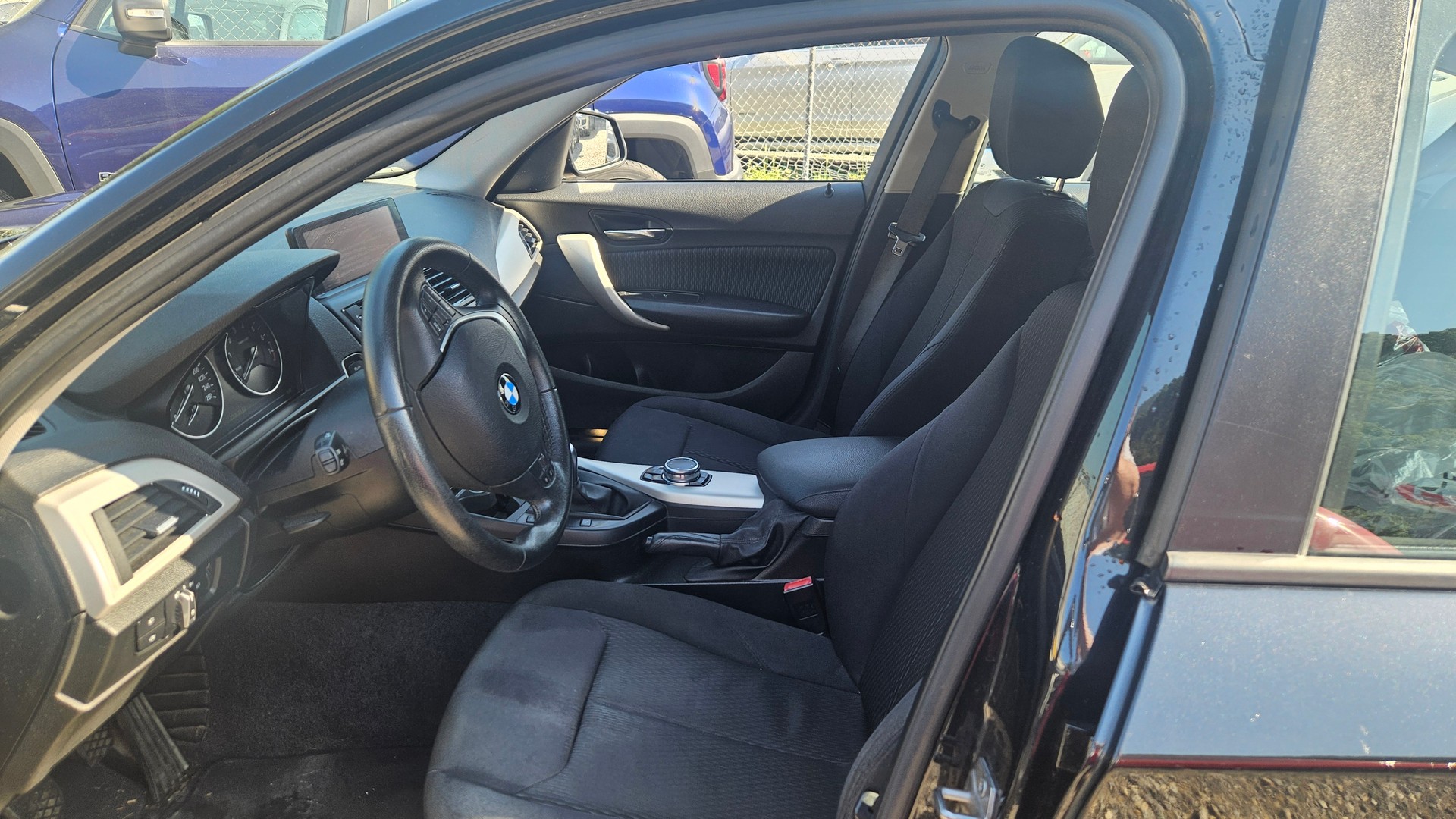 BMW 116i-image-4