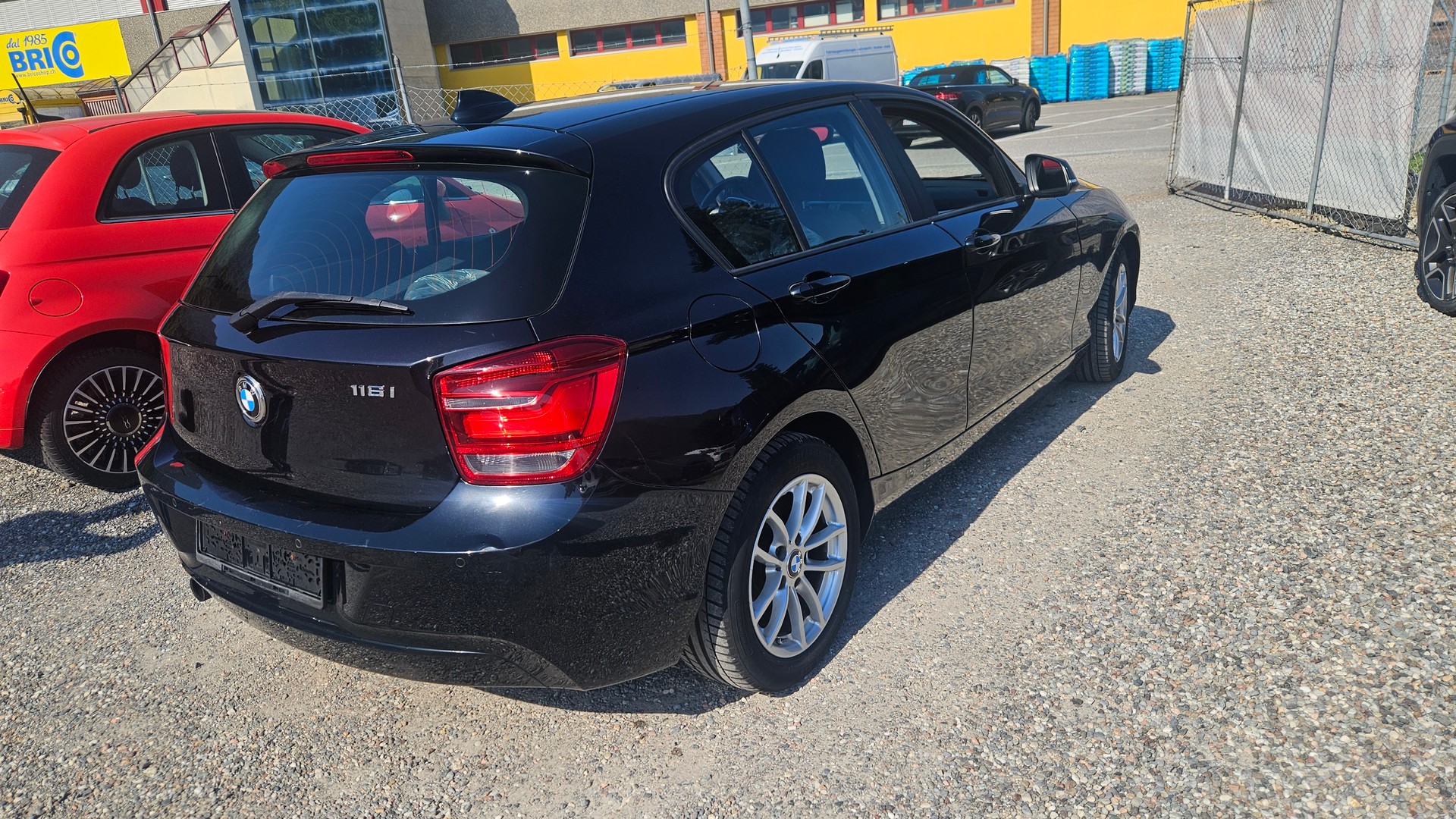 BMW 116i-image-3