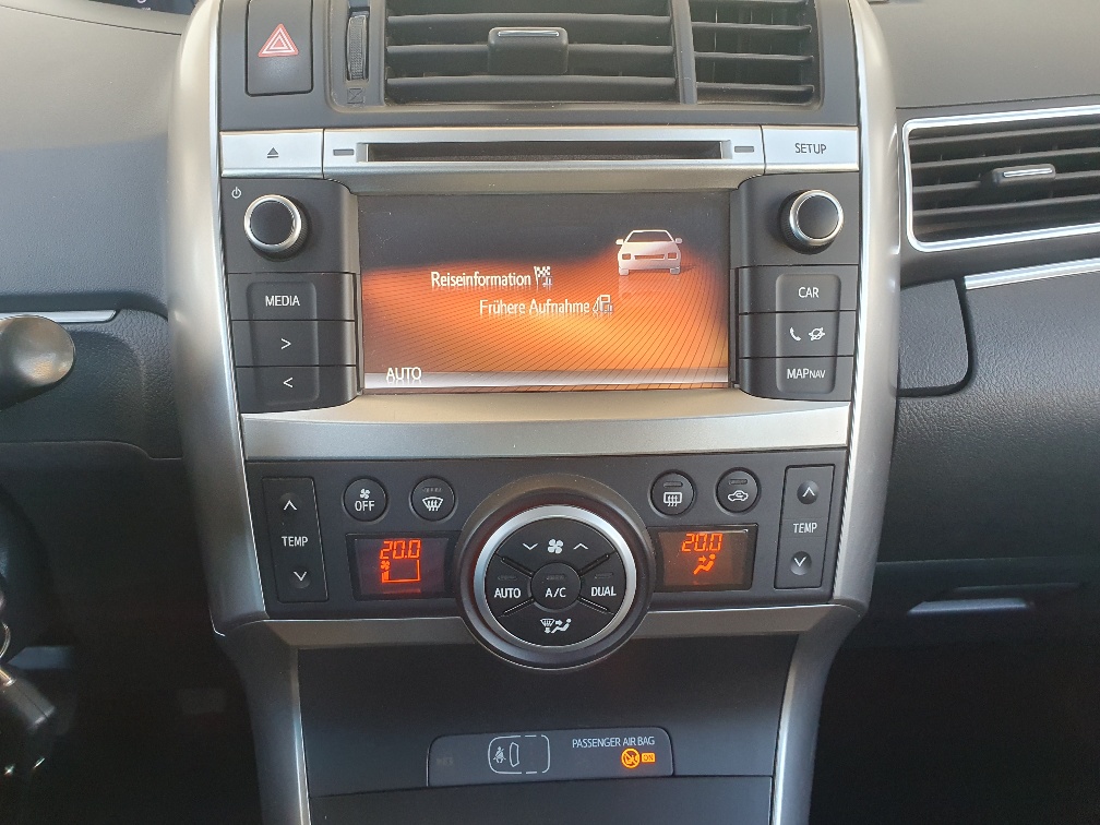 TOYOTA Verso 1.8 Trend-image-9