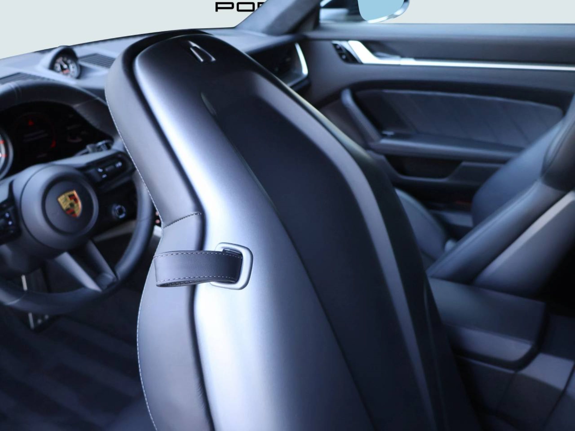 PORSCHE 911 Turbo S-image-15