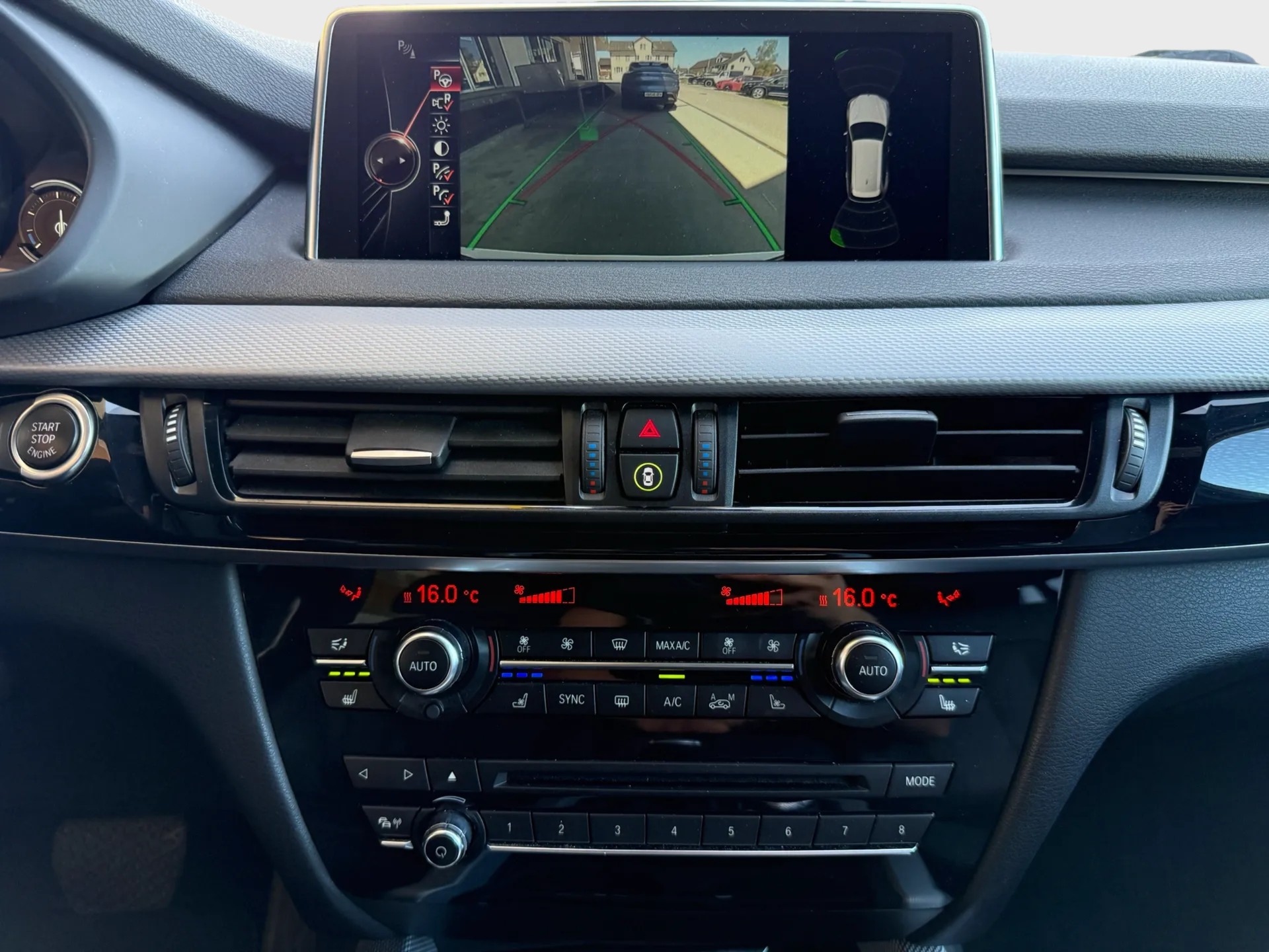 BMW X5 xDrive M50d VOLL AUSTATTUNG Steptronic-image-10