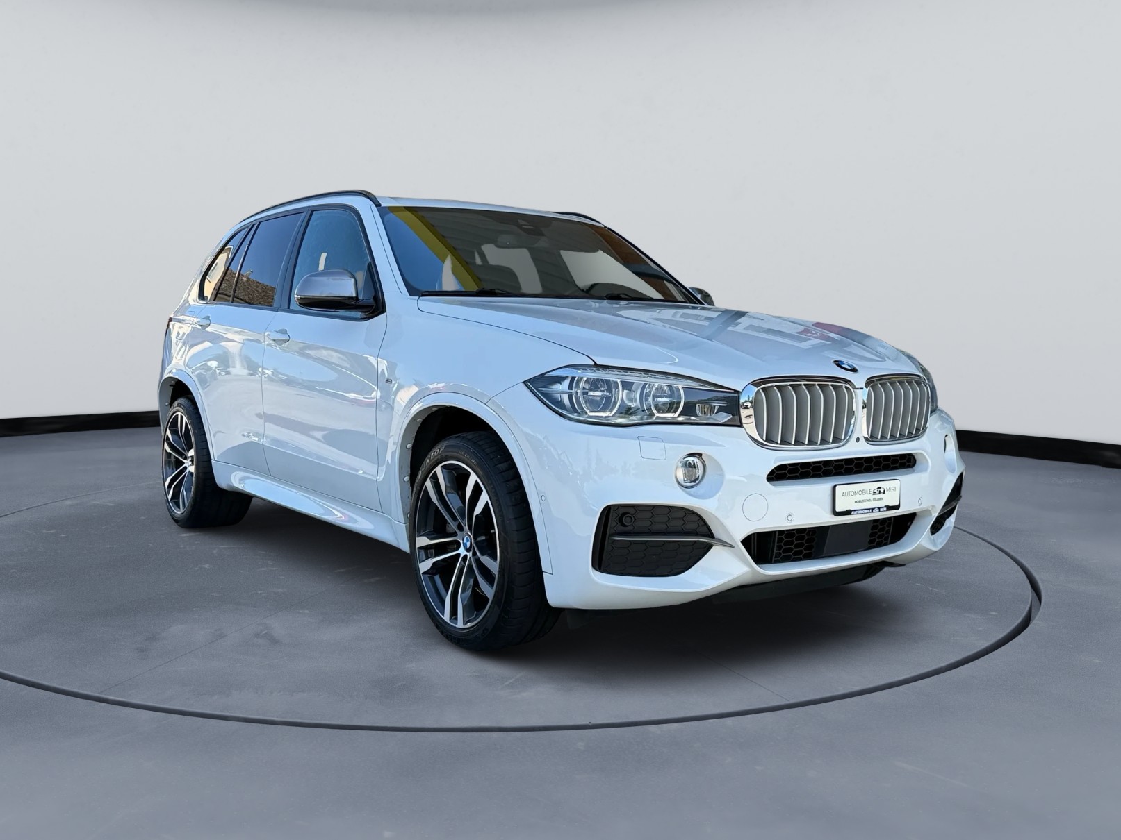 BMW X5 xDrive M50d VOLL AUSTATTUNG Steptronic-image-2