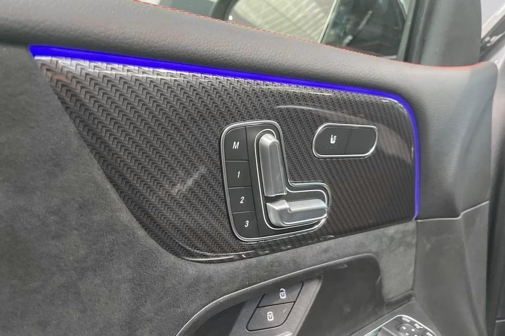 MERCEDES-BENZ GLB AMG 35 4Matic 8G-Tronic-image-9