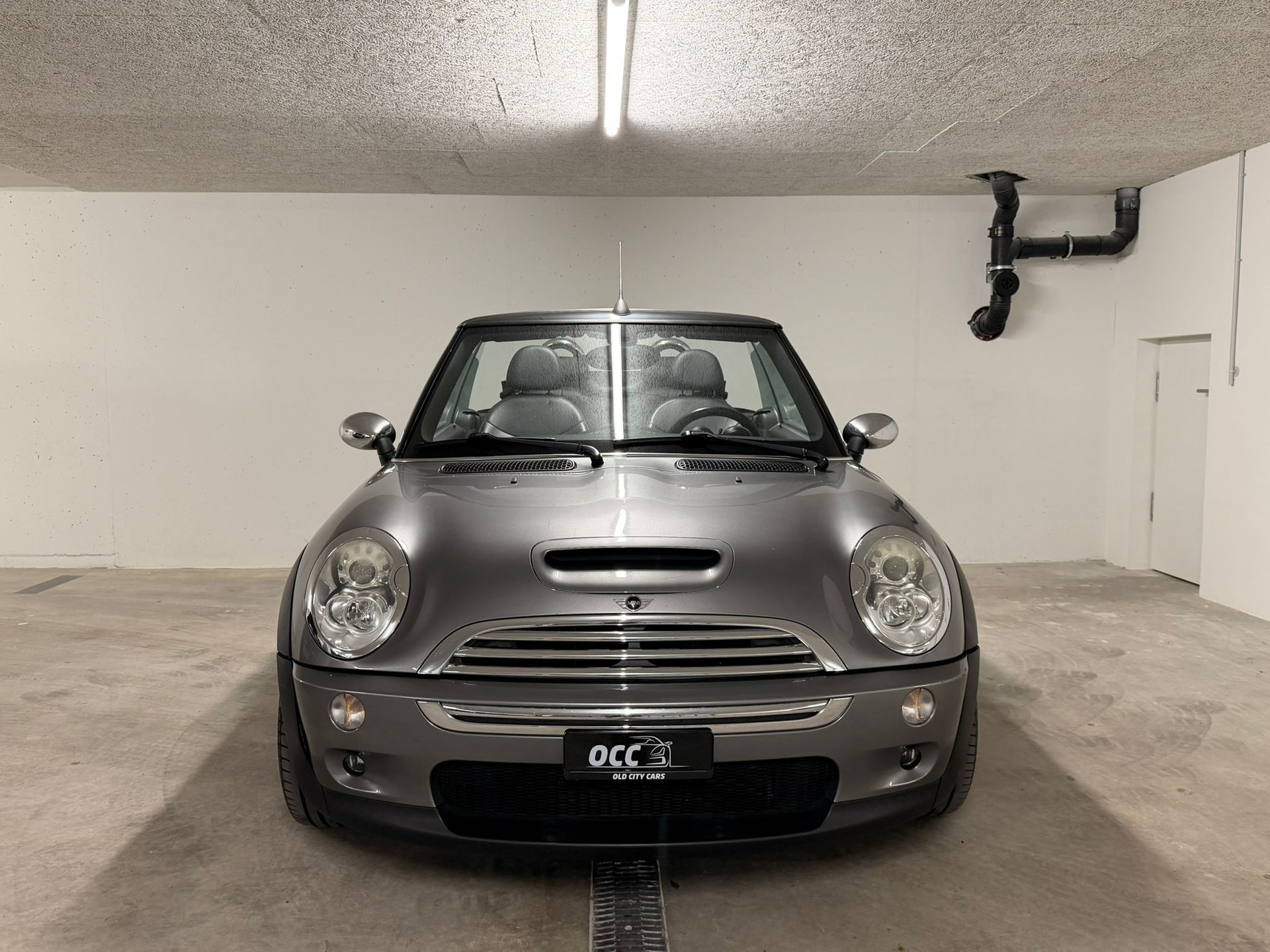 MINI Cooper S Cabriolet-image-1