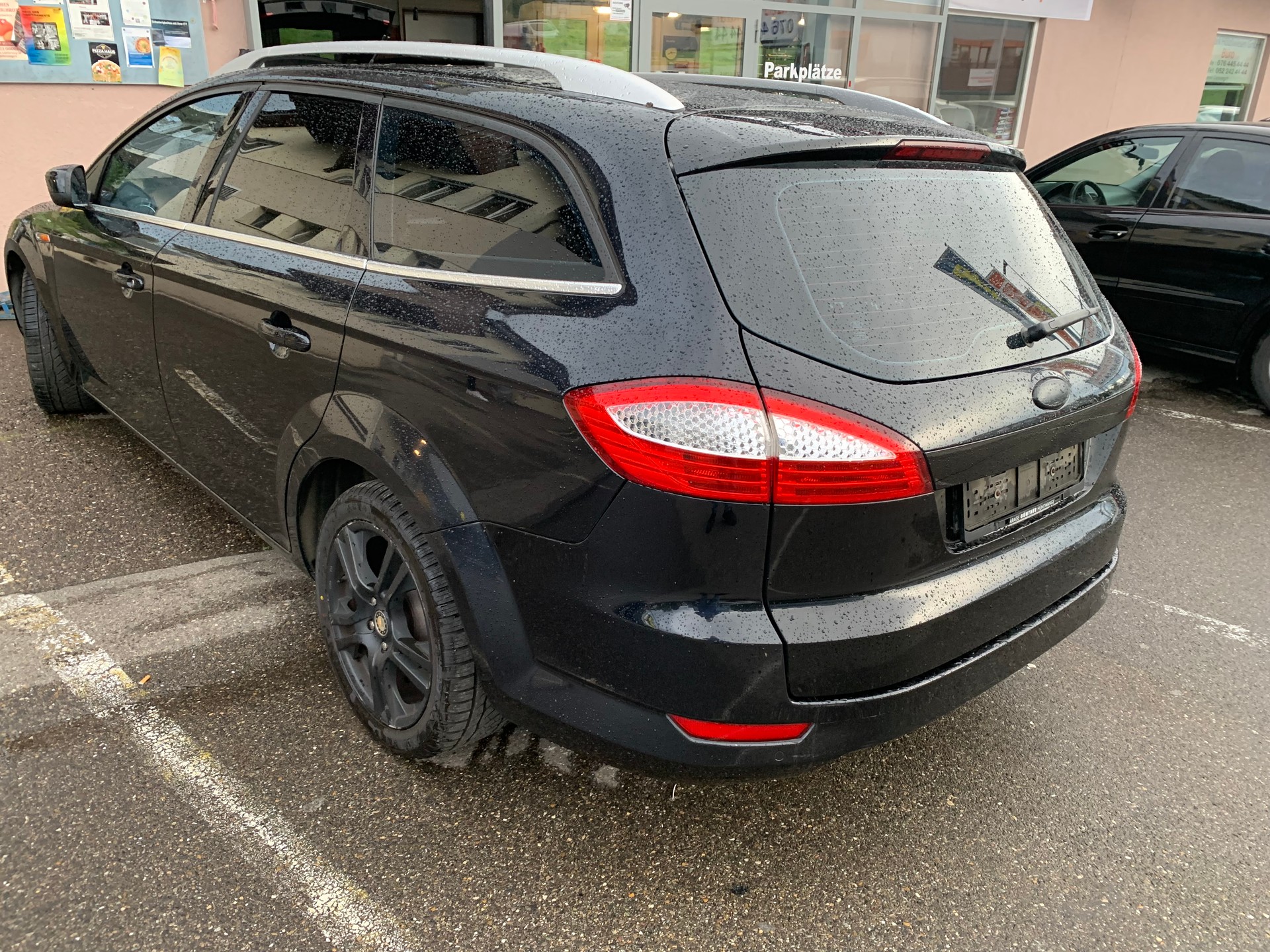 FORD Mondeo 2.0 EcoBoost SCTi Ghia PowerShift-image-3