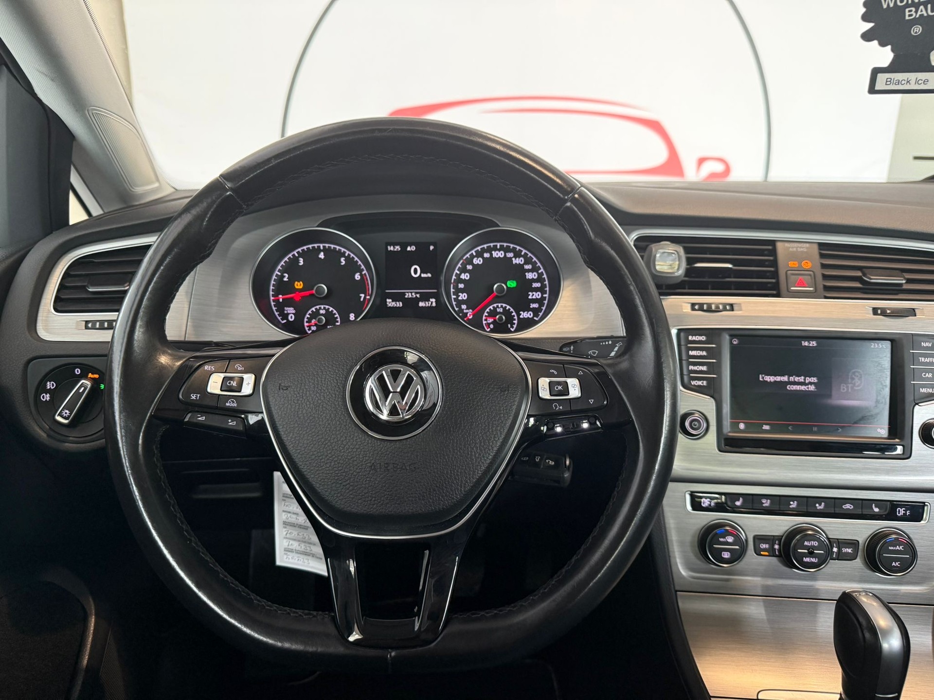 VW Golf 1.0 TSI BlueMotion Comfortline DSG-image-10