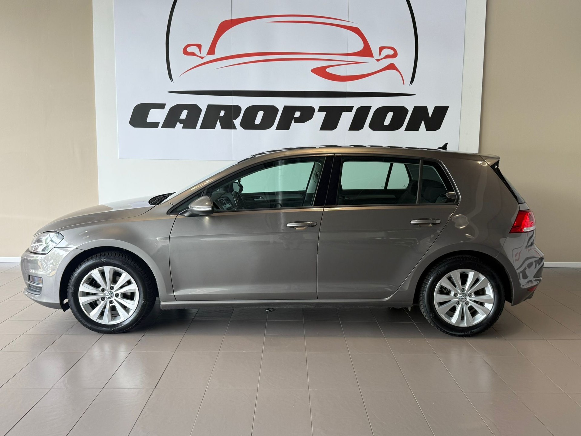 VW Golf 1.0 TSI BlueMotion Comfortline DSG-image-7