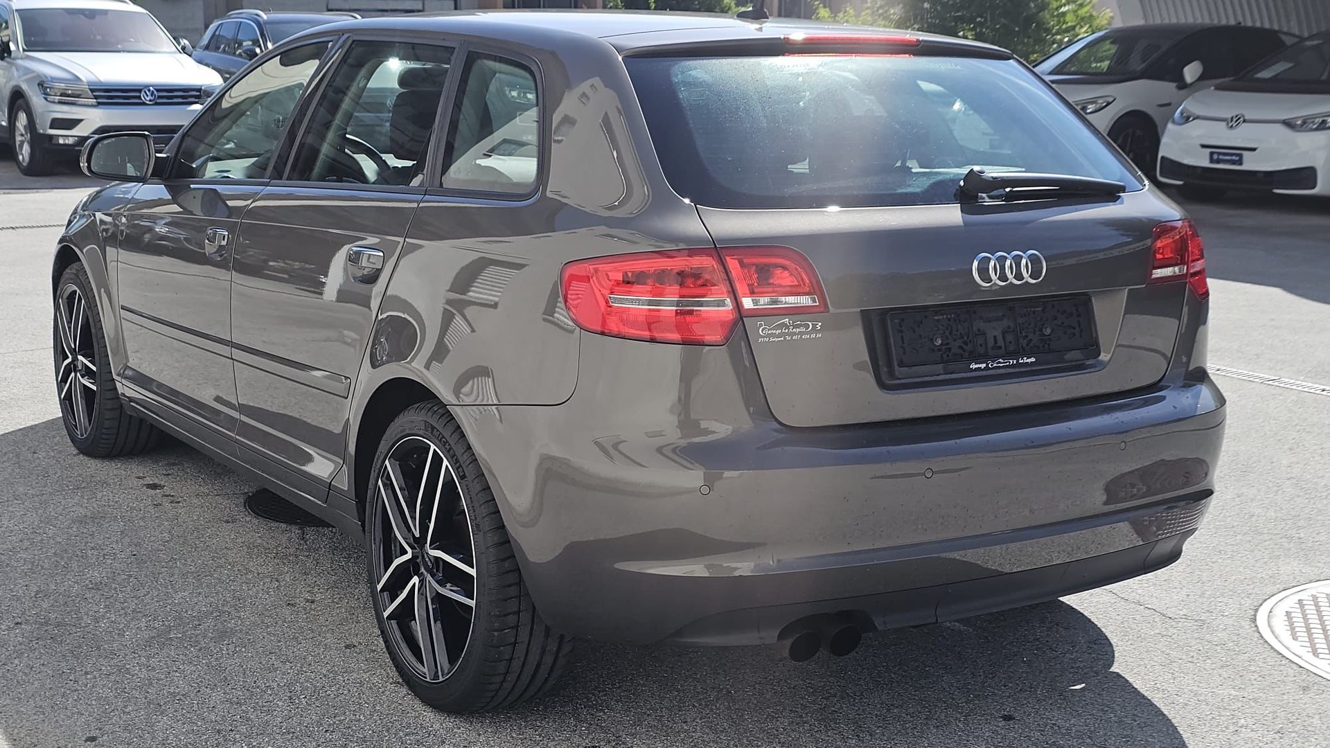 AUDI A3 Sportback 1.8 TFSI Ambiente quattro-image-2
