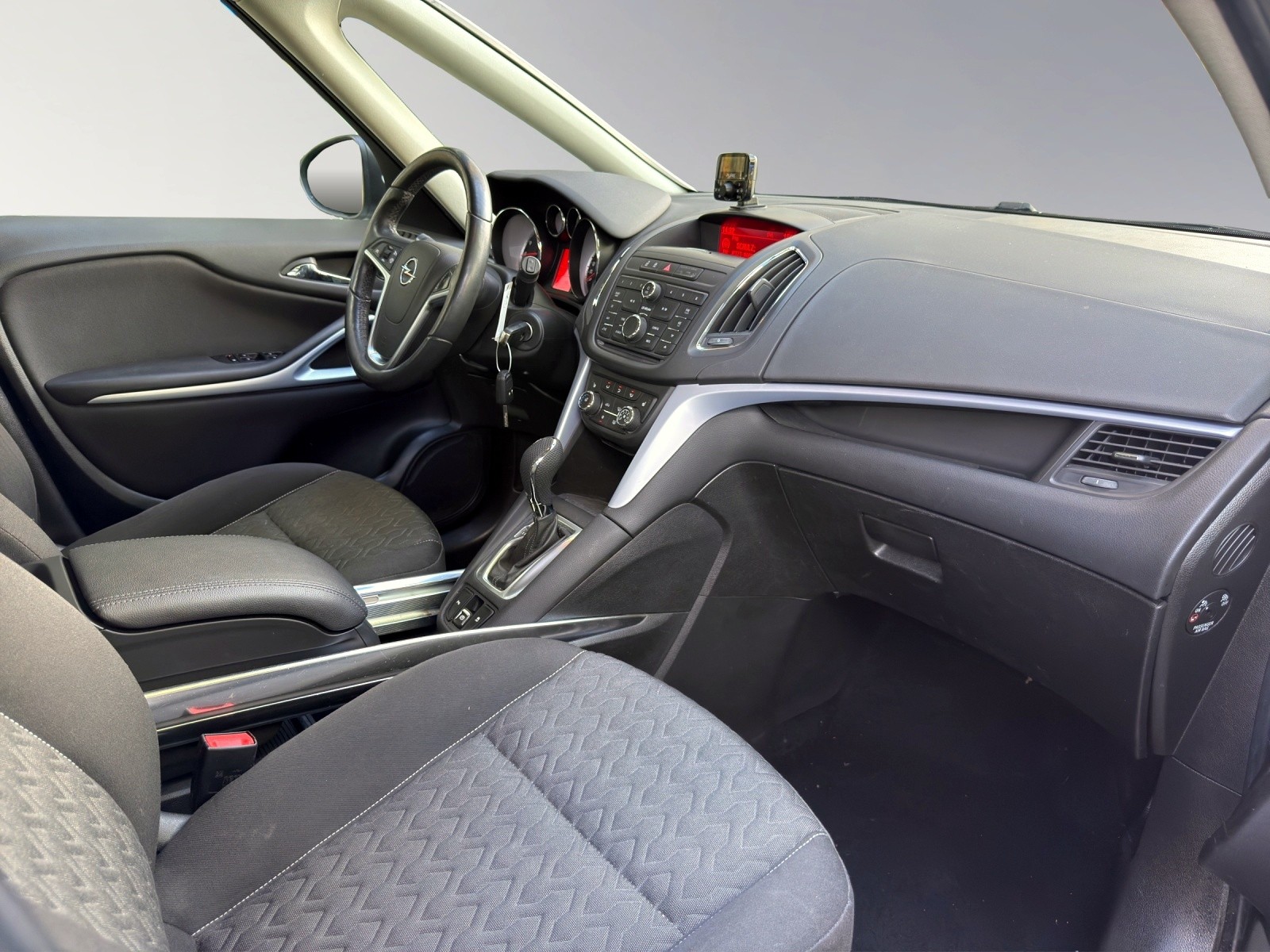 OPEL Zafira Tourer 1.6T eTEC Active-image-13