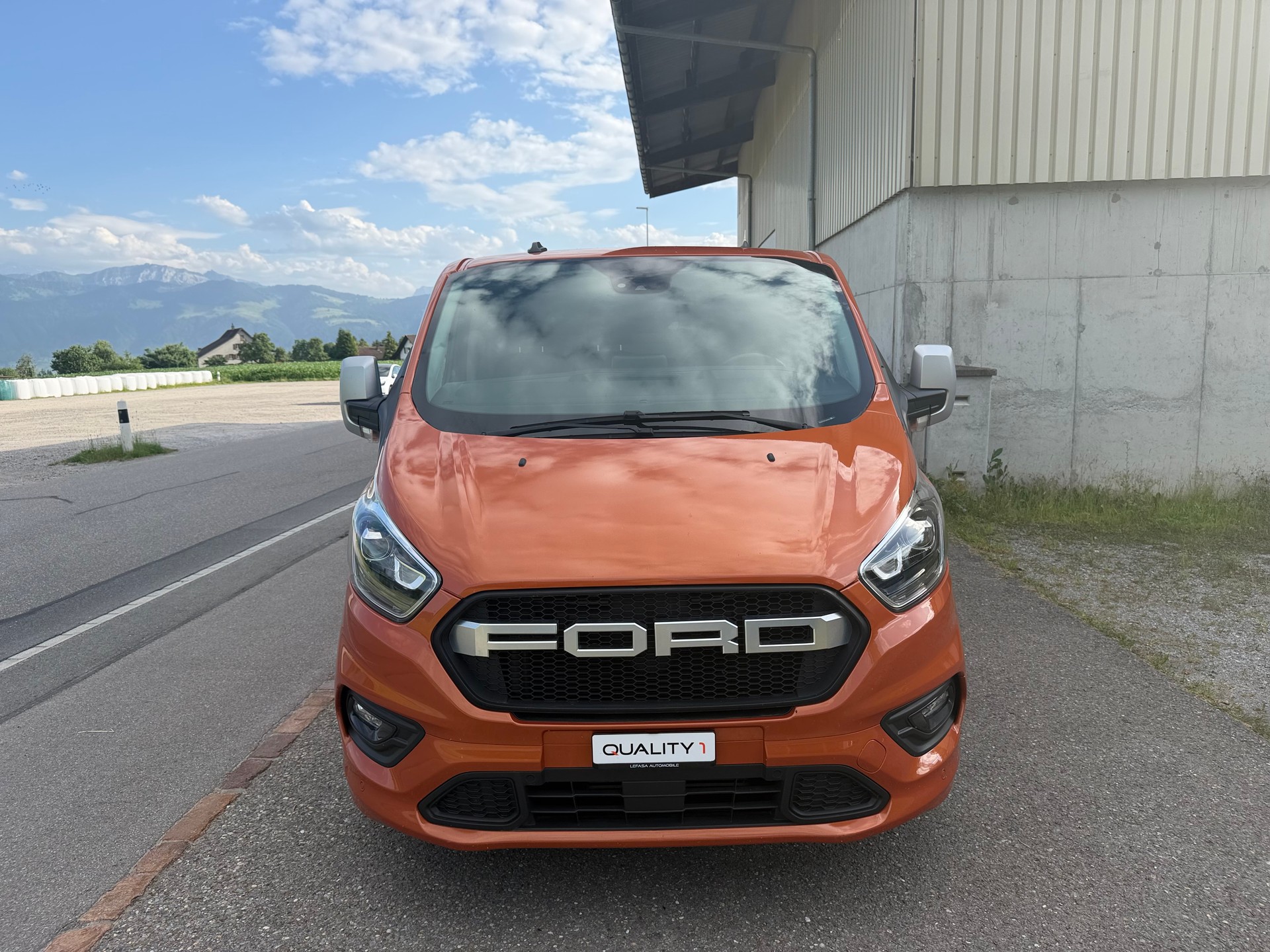 FORD Transit Custom Van 320 L1H1 Sport A-image-3