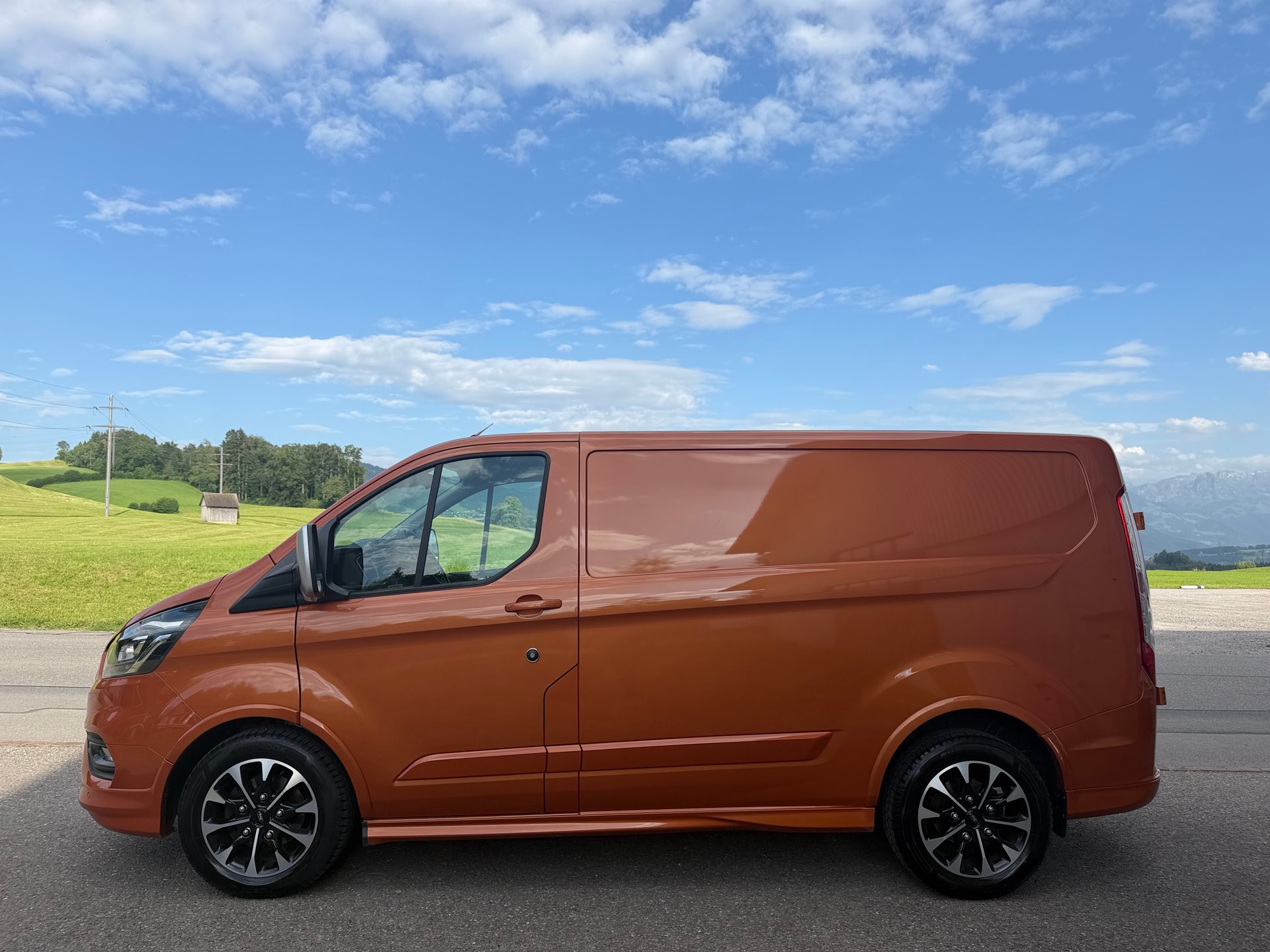 FORD Transit Custom Van 320 L1H1 Sport A