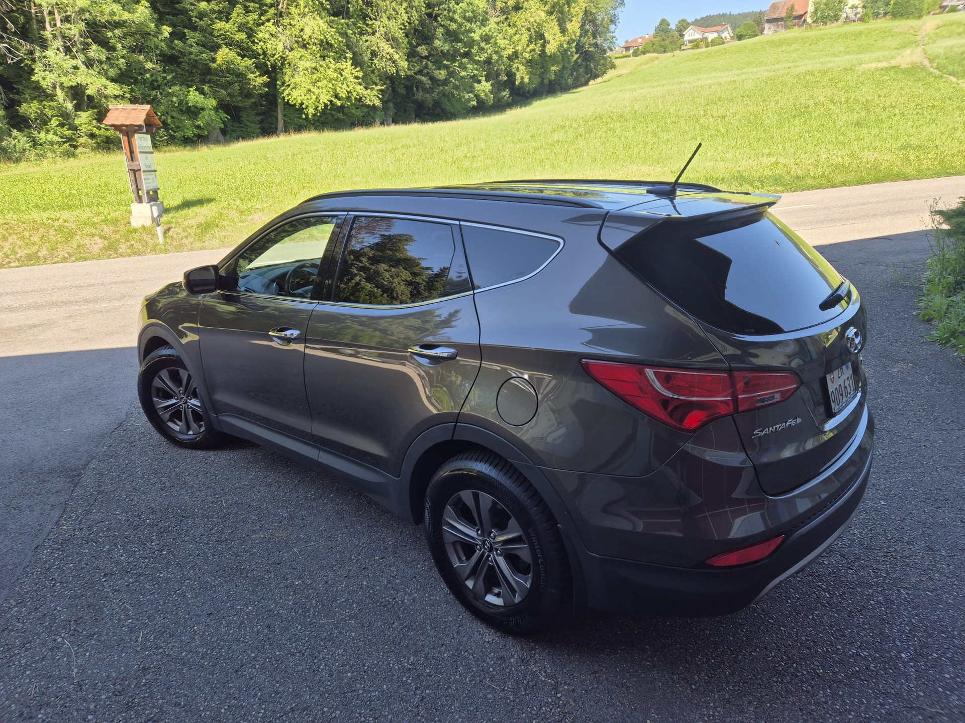 HYUNDAI SANTA FE-image-4