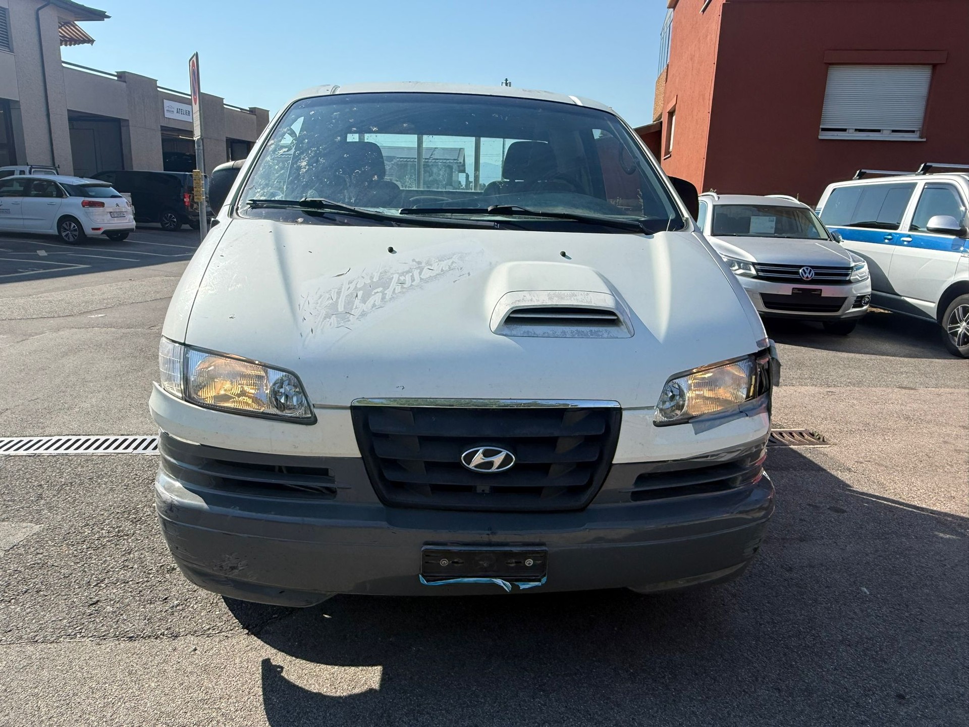 HYUNDAI H-1 Camionnette 2.5TDI