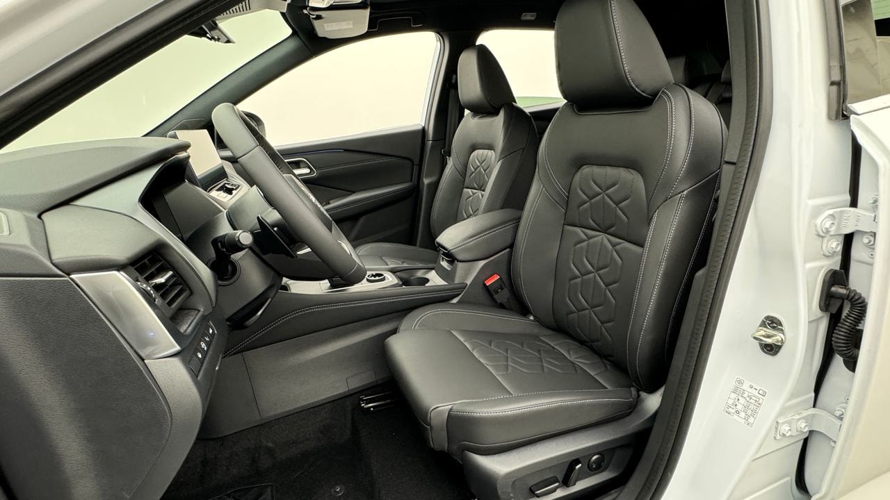 NISSAN Qashqai 1.3 DIG-T MHEV Tekna Xtronic 4x4-image-4