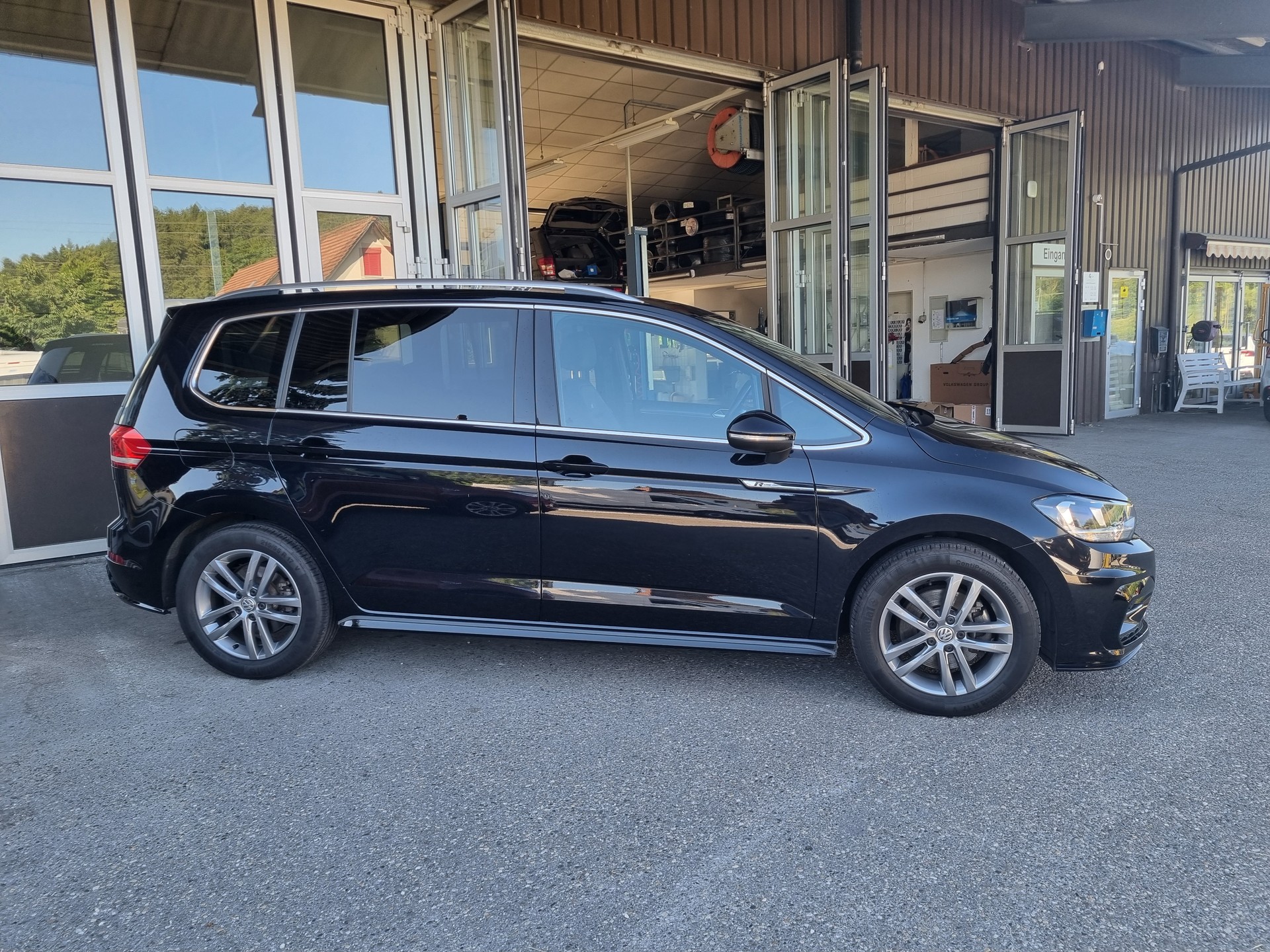VW Touran 1.8 TSI BlueMotion Technology Highline DSG-showroom-element-2