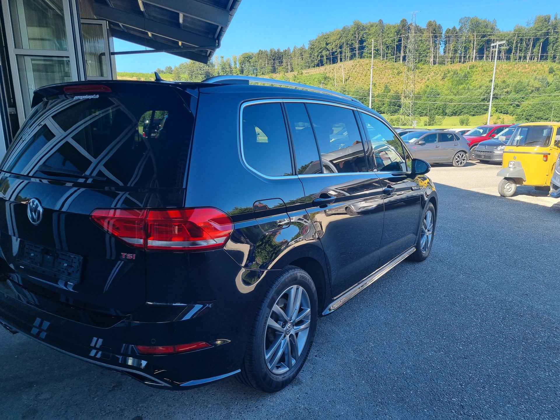 VW Touran 1.8 TSI BlueMotion Technology Highline DSG-showroom-element-3
