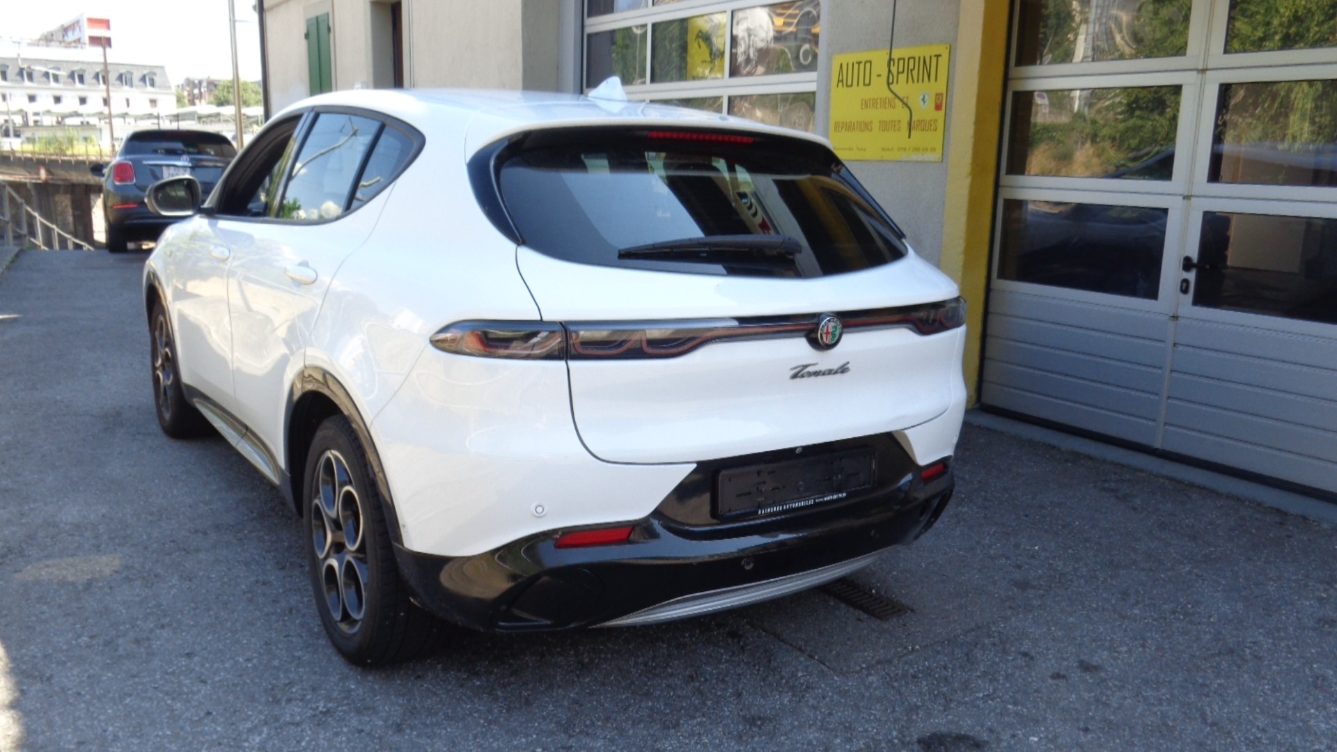 ALFA ROMEO Tonale 1.5 48V Hybrid Ti Pack Premium Sky-image-2