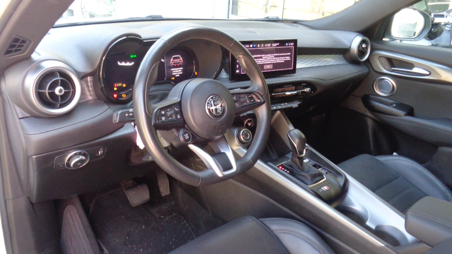 ALFA ROMEO Tonale 1.5 48V Hybrid Ti Pack Premium Sky-image-8