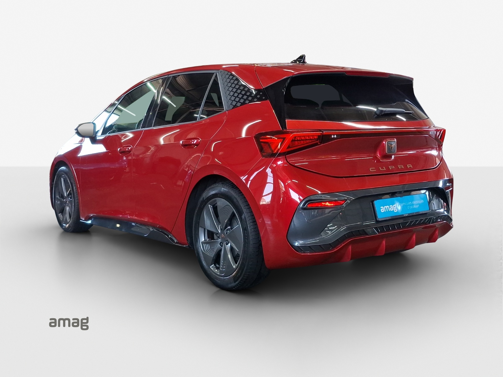 CUPRA Born 58 kWh-showroom-element-2