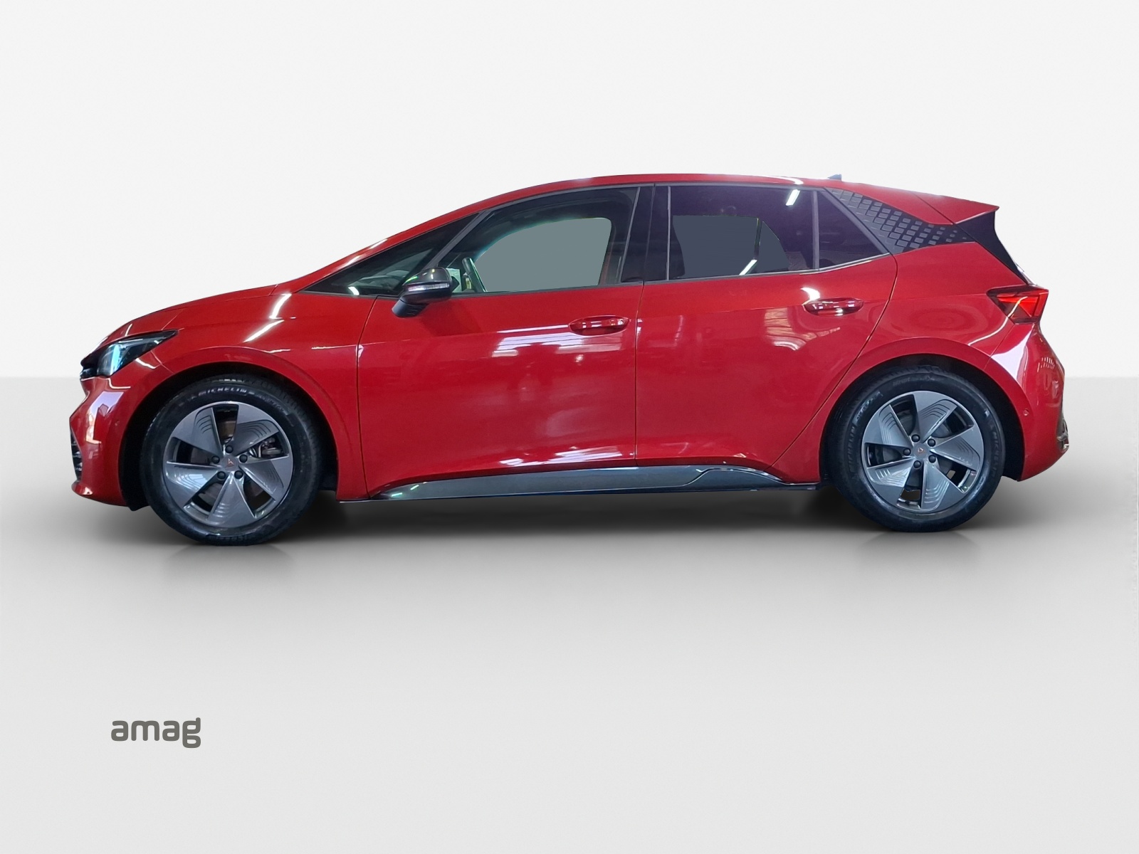 CUPRA Born 58 kWh-showroom-element-1