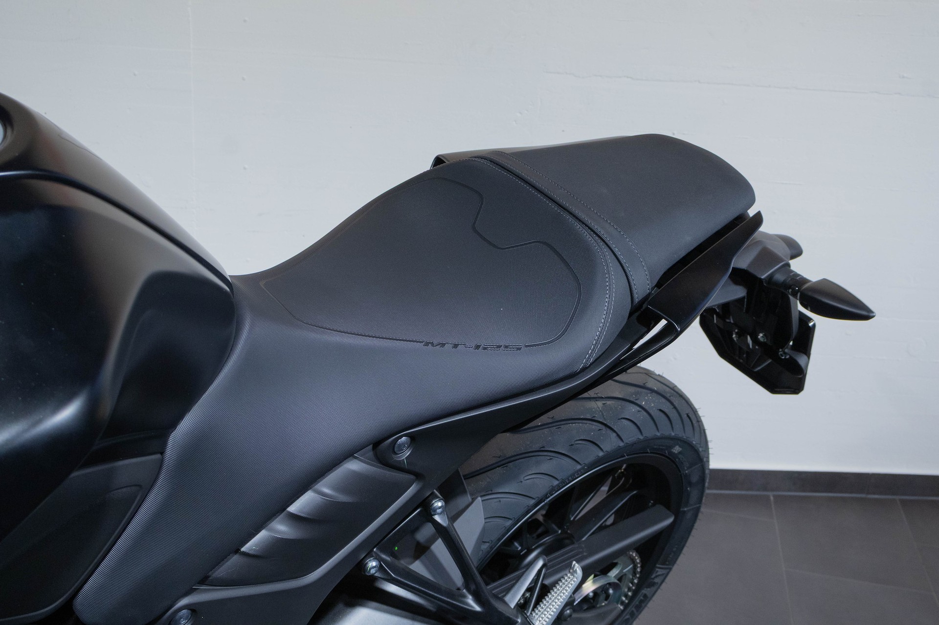 YAMAHA MT-125-image-14