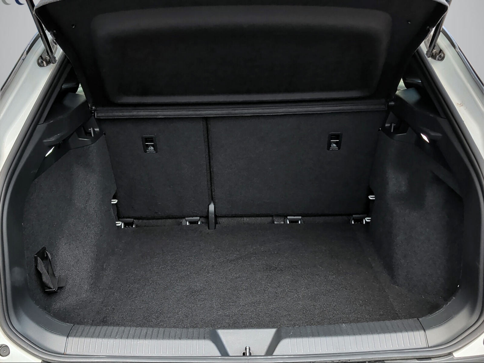 VW ID.4 Pro 77 kWh 4Motion-image-9
