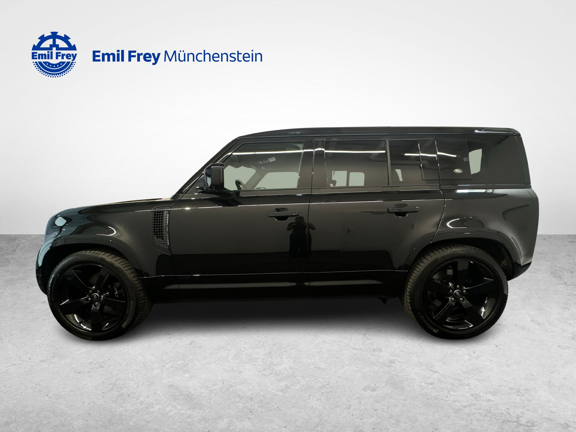 LAND ROVER Defender 110 5.0 V8 SC-showroom-element-1