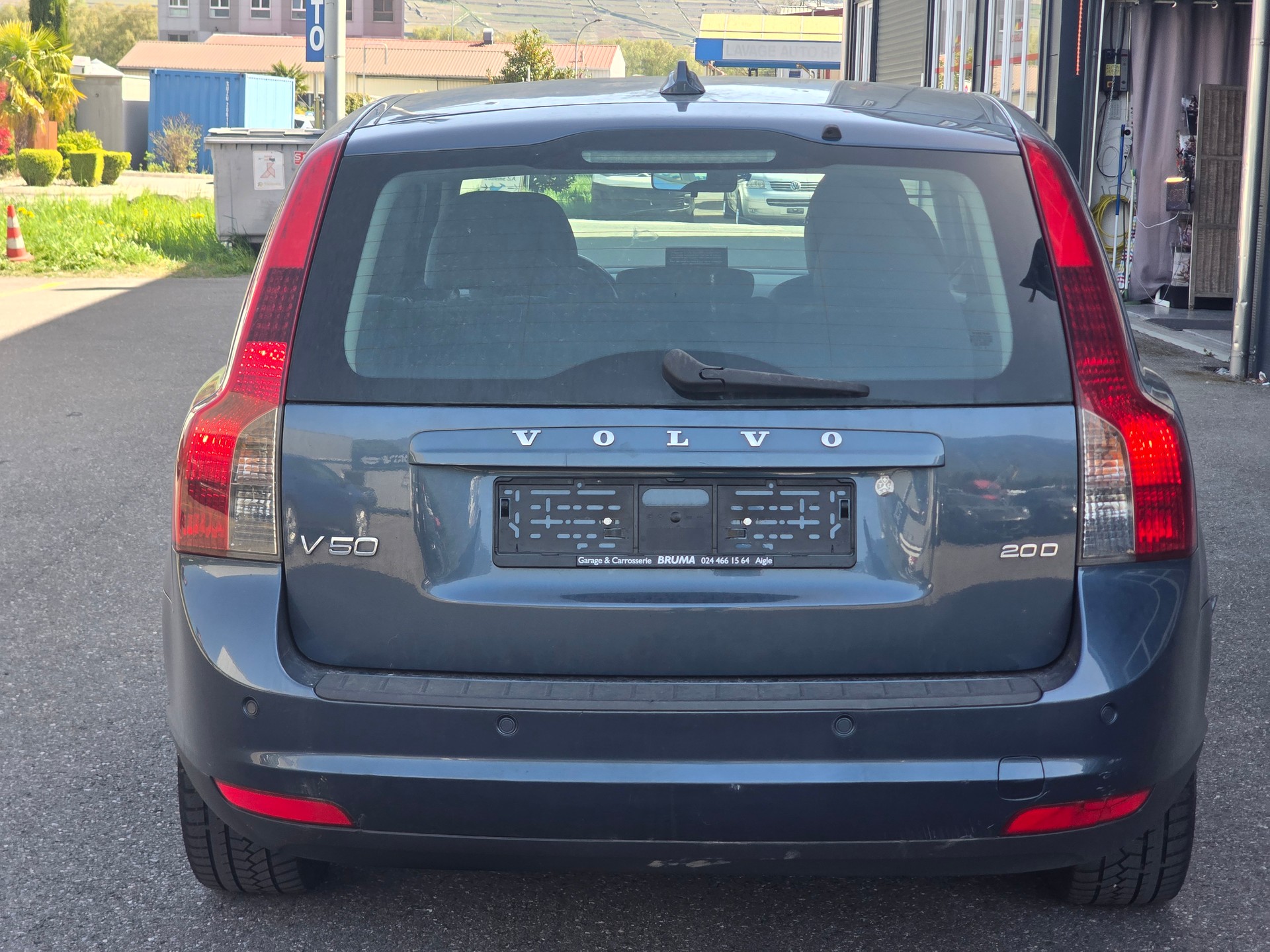 VOLVO V50 2.0D Summum Powershift-showroom-element-3
