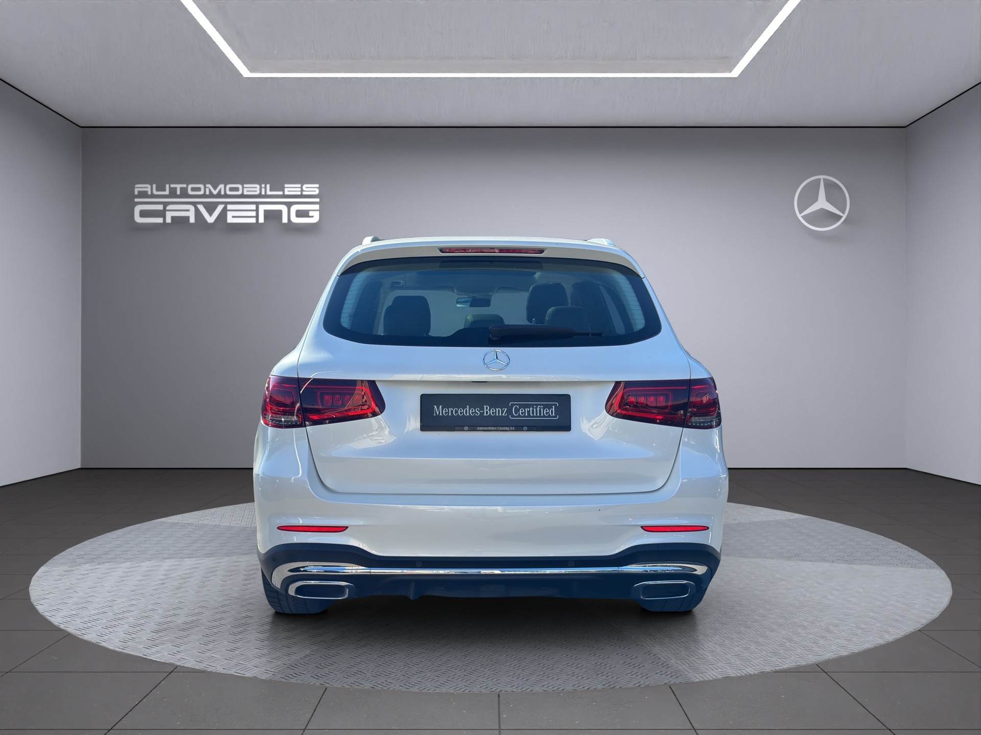 MERCEDES-BENZ GLC 300 d AMG Line 4Matic 9G-Tronic-showroom-element-3