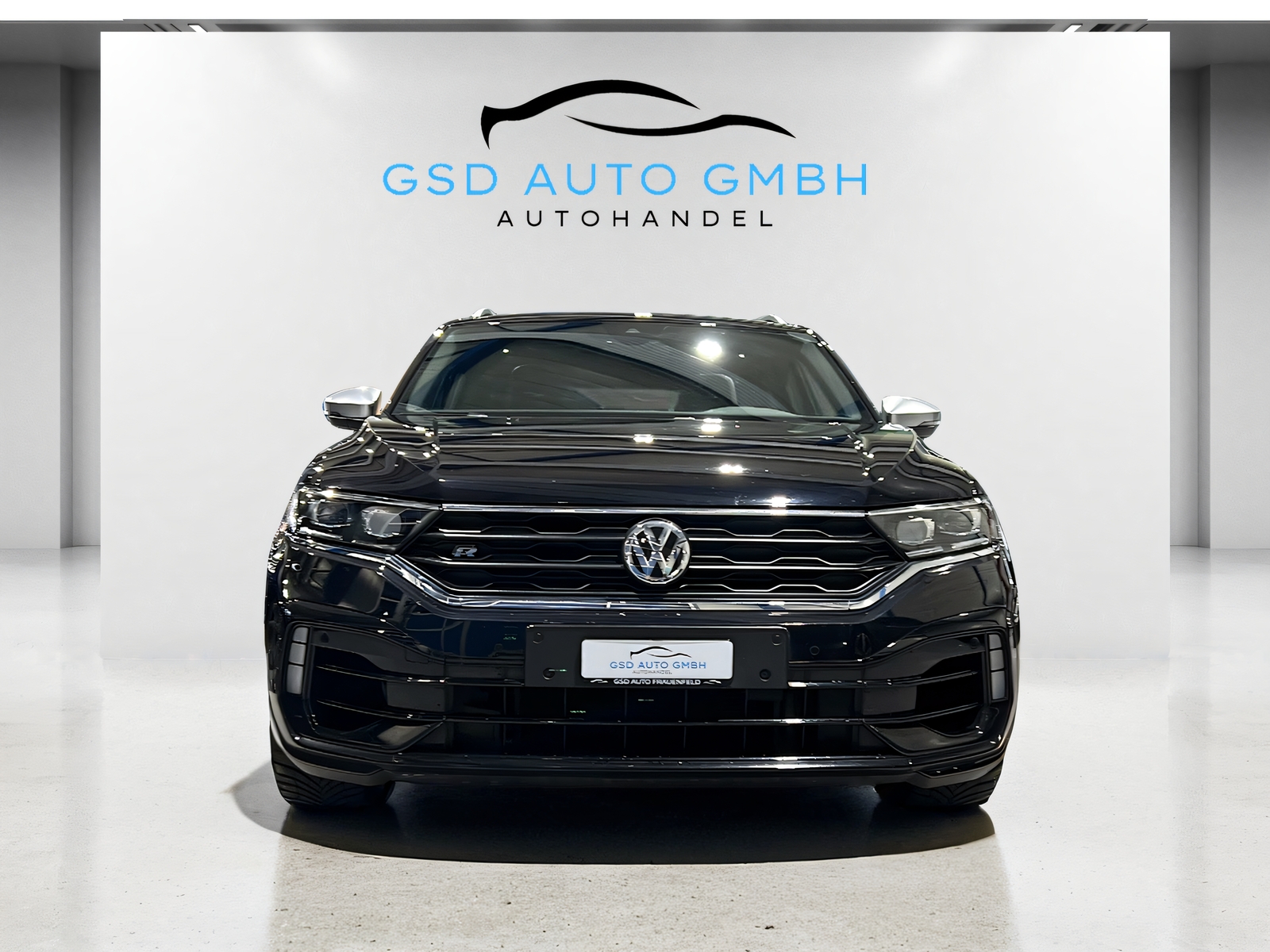 VW T-Roc 2.0 TSI R DSG 4Motion**Panodach,Tempomat ACC,Rückfahrtkam,Frisch ab MFK**-image-1