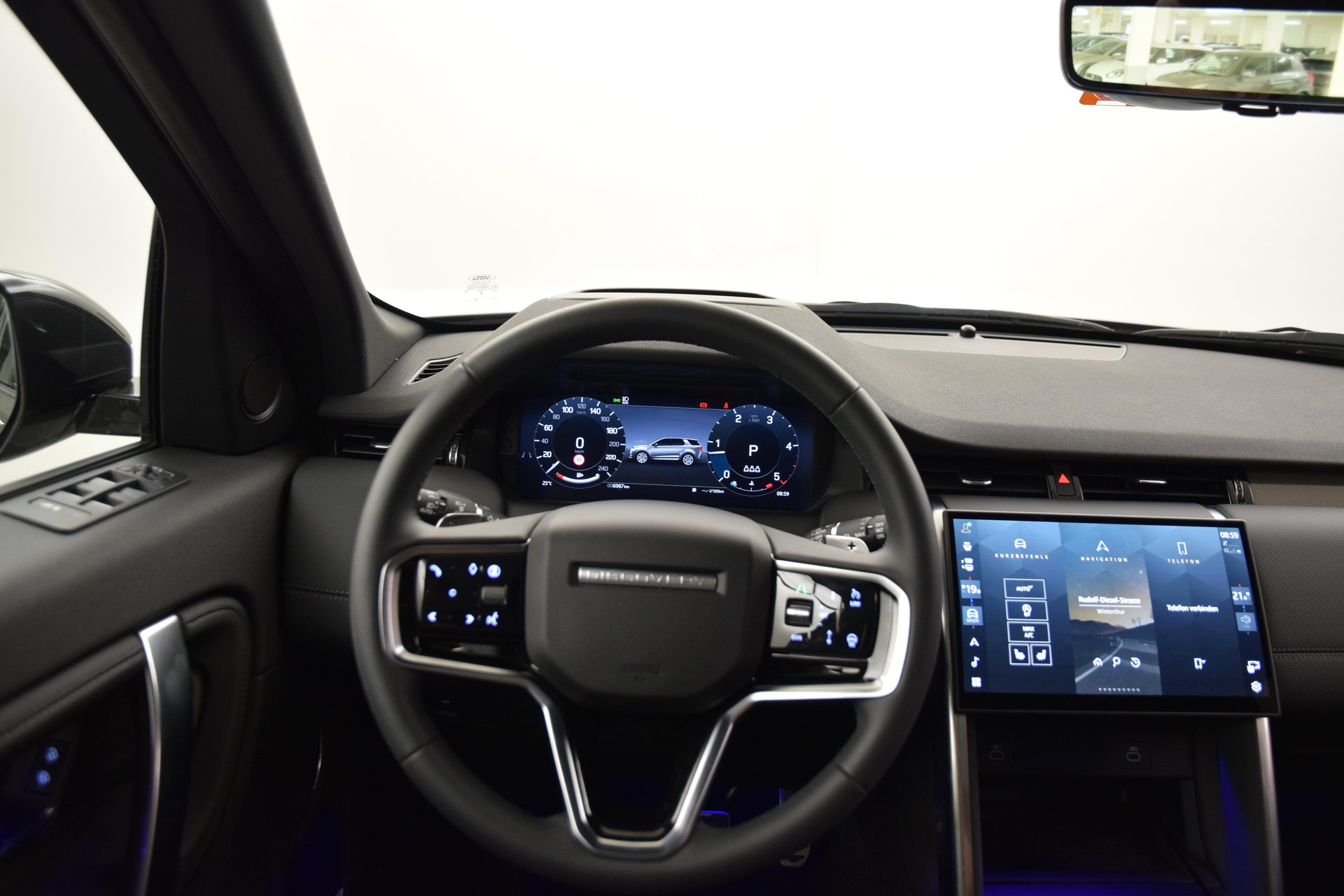 LAND ROVER Discovery Sport 2.0 D I4 200 Dynamic SE-image-28