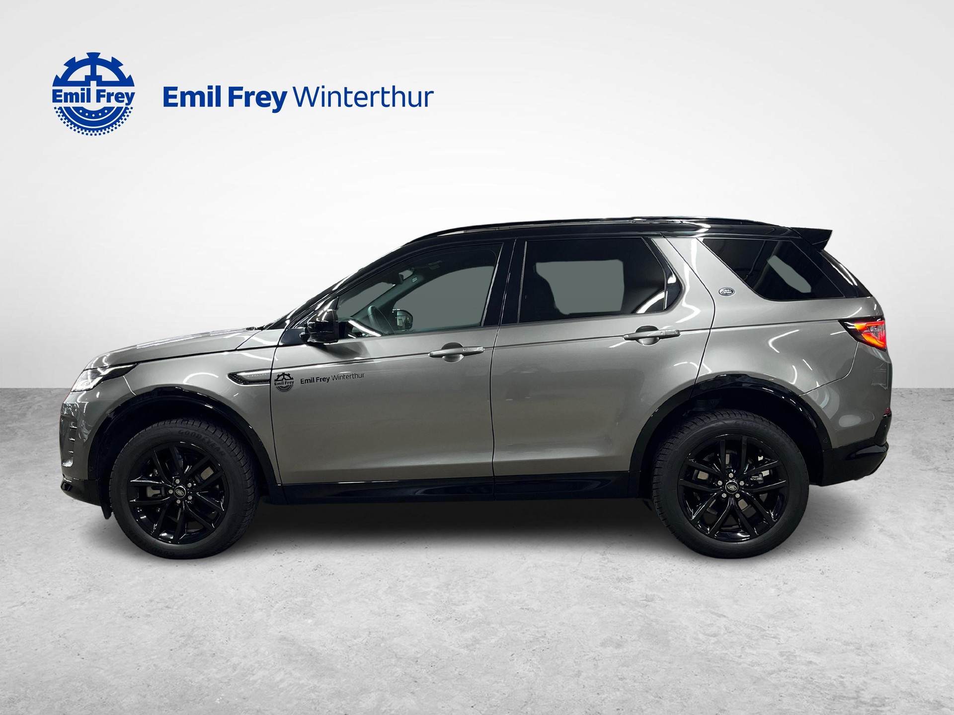 LAND ROVER Discovery Sport 2.0 D I4 200 Dynamic SE-showroom-element-1