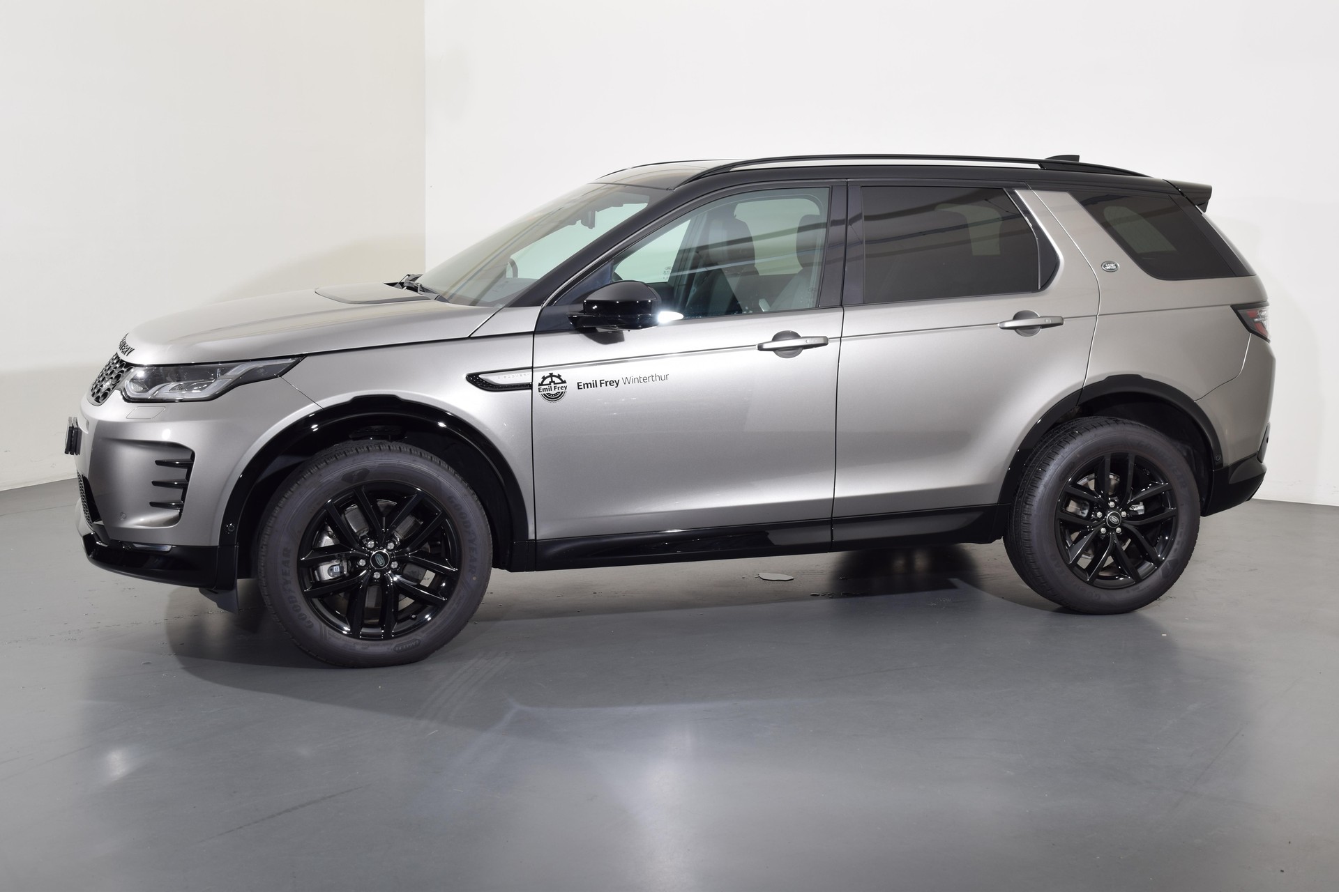 LAND ROVER Discovery Sport 2.0 D I4 200 Dynamic SE-image-16