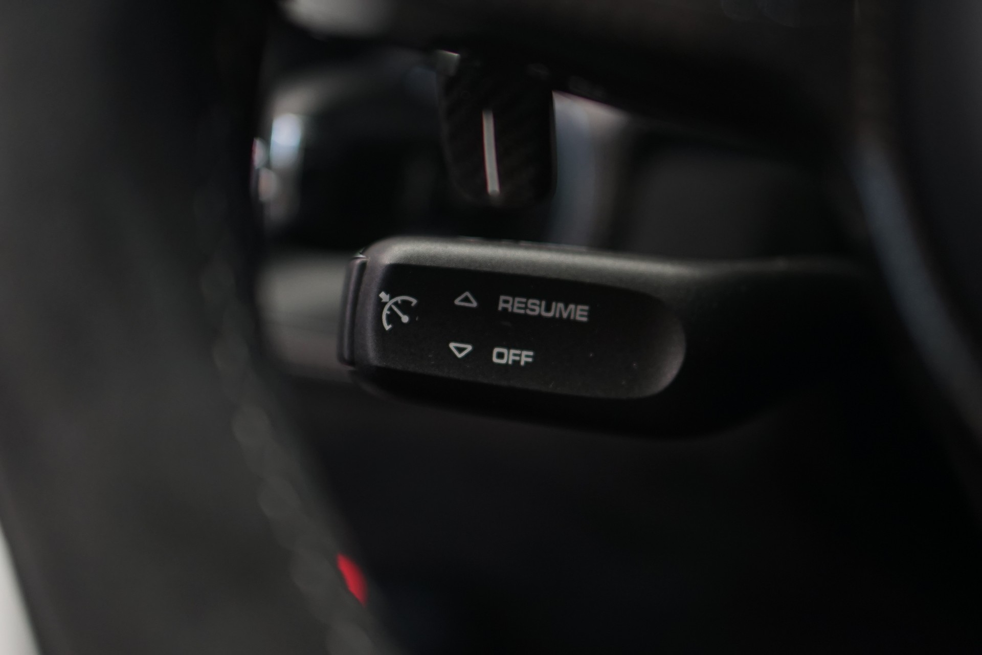 PORSCHE 911 GT3 RS PDK *Weissach*-image-30