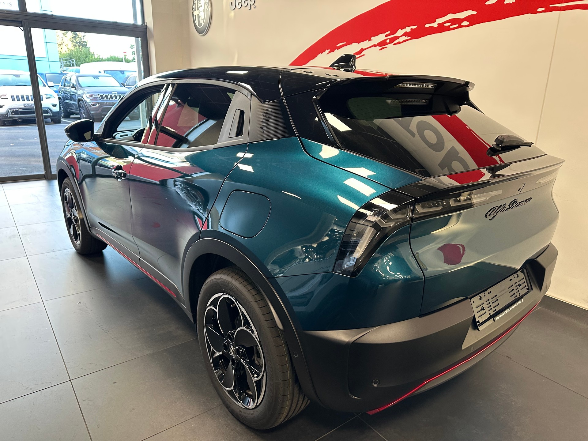 ALFA ROMEO Junior BEV 156 54kWh Speciale + Tech-image-12
