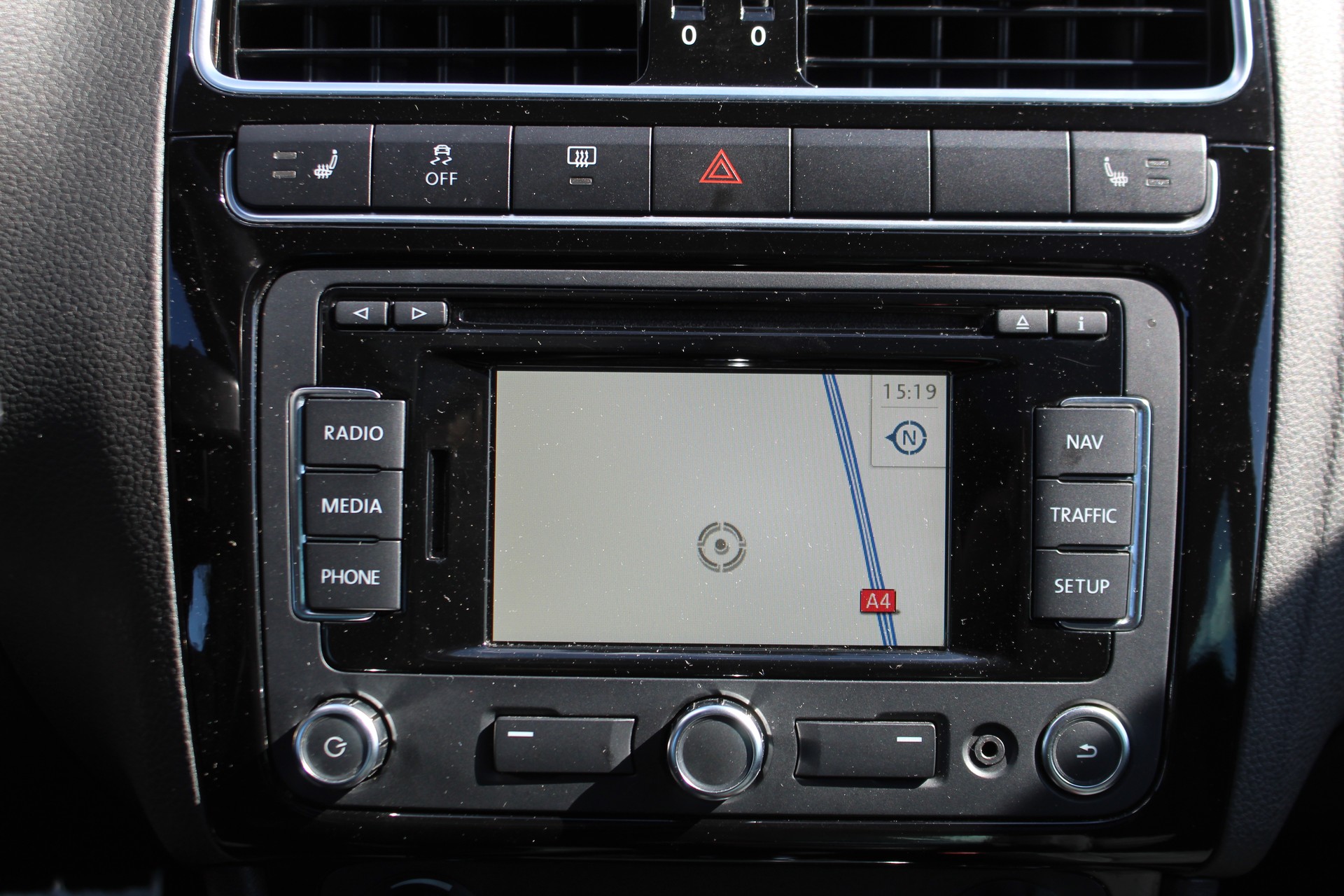 VW Polo 1.4 TSI GTI DSG / Panoramadach / Sportsitze-image-17